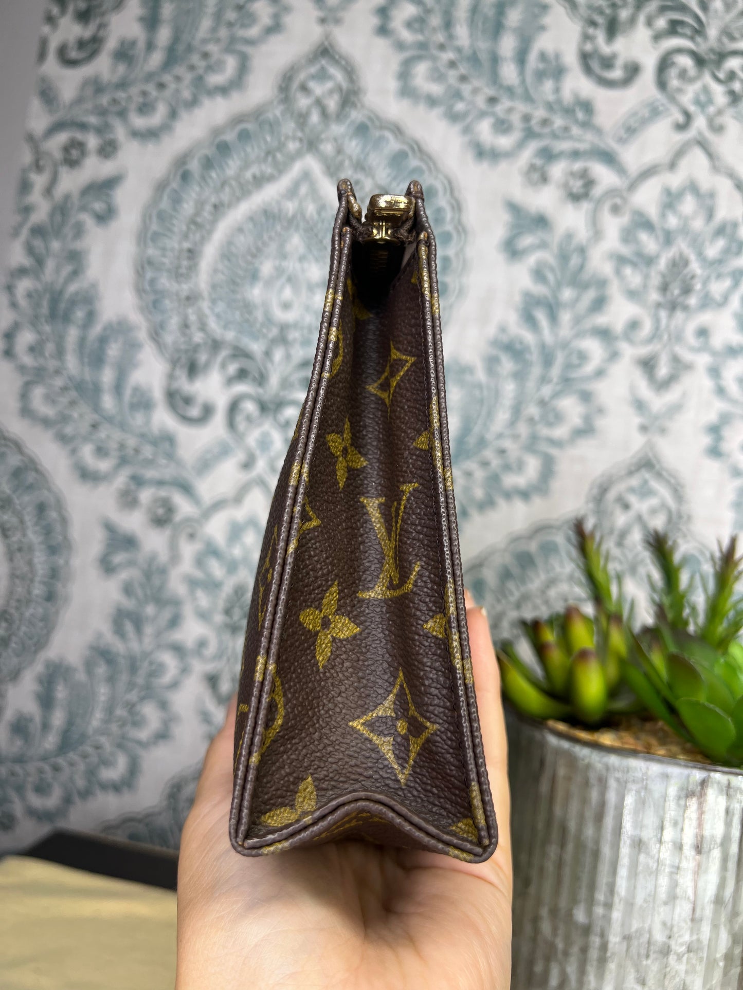 Louis Vuitton Toiletry 19 #1