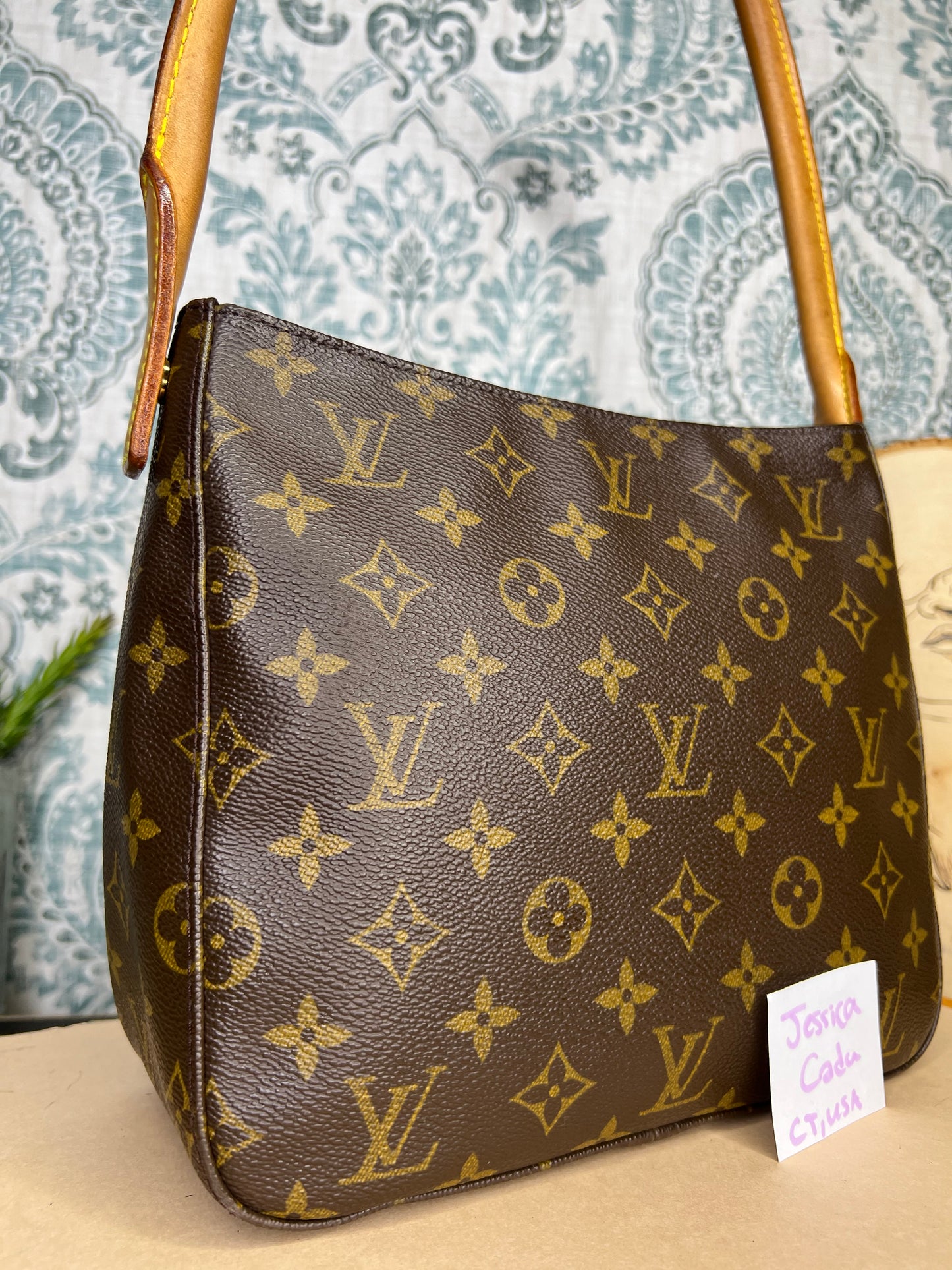 Louis Vuitton Looping MM