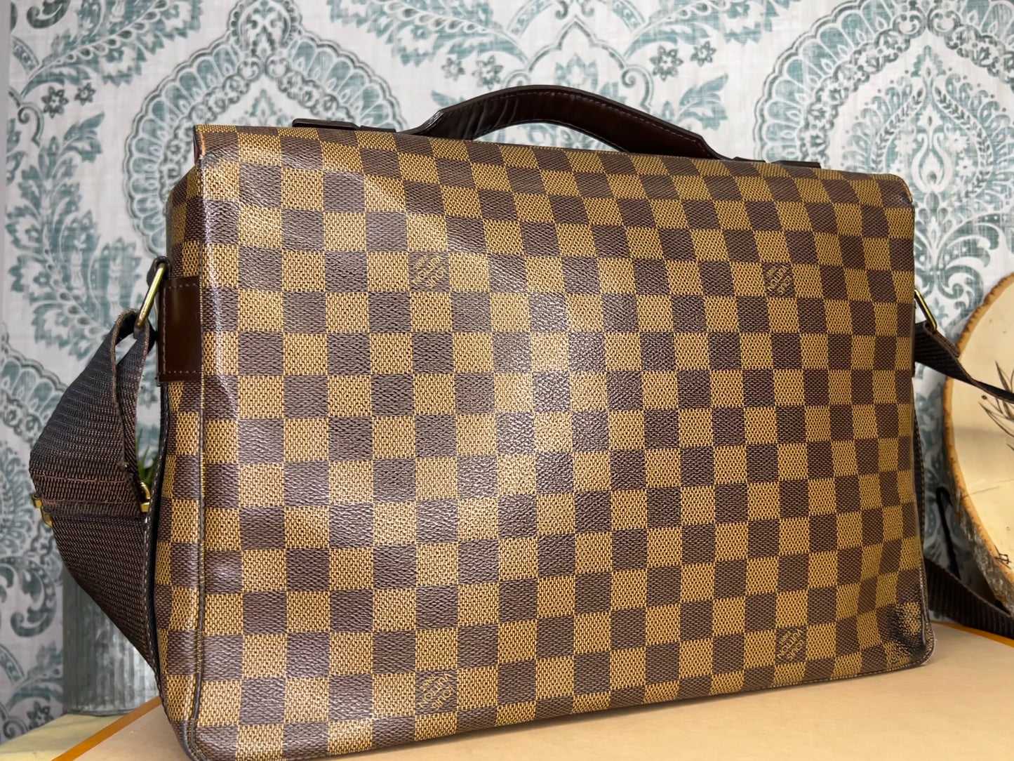 Louis Vuitton Broadway Messenger