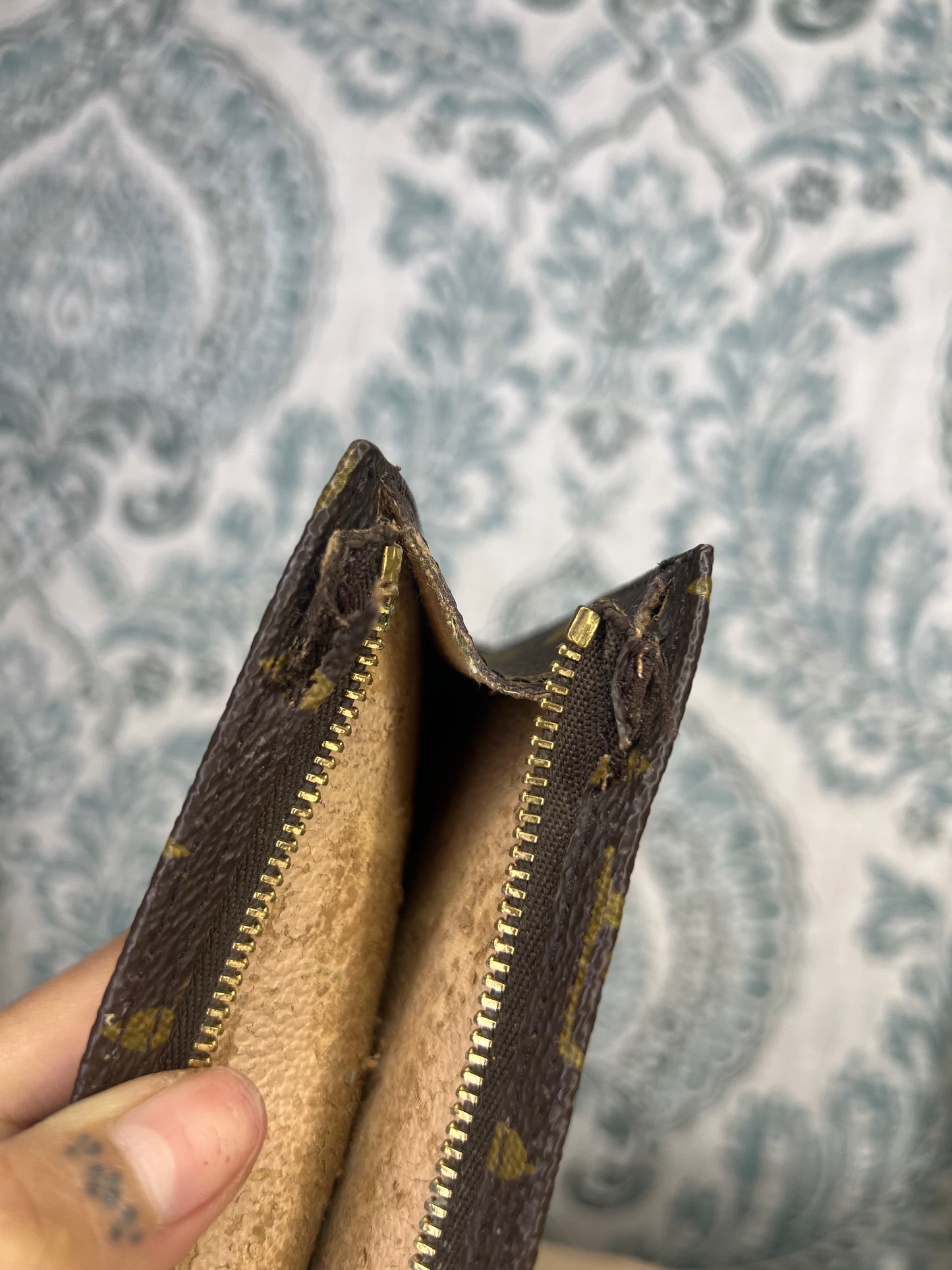 Louis Vuitton Bucket Pouch PM (damaged)