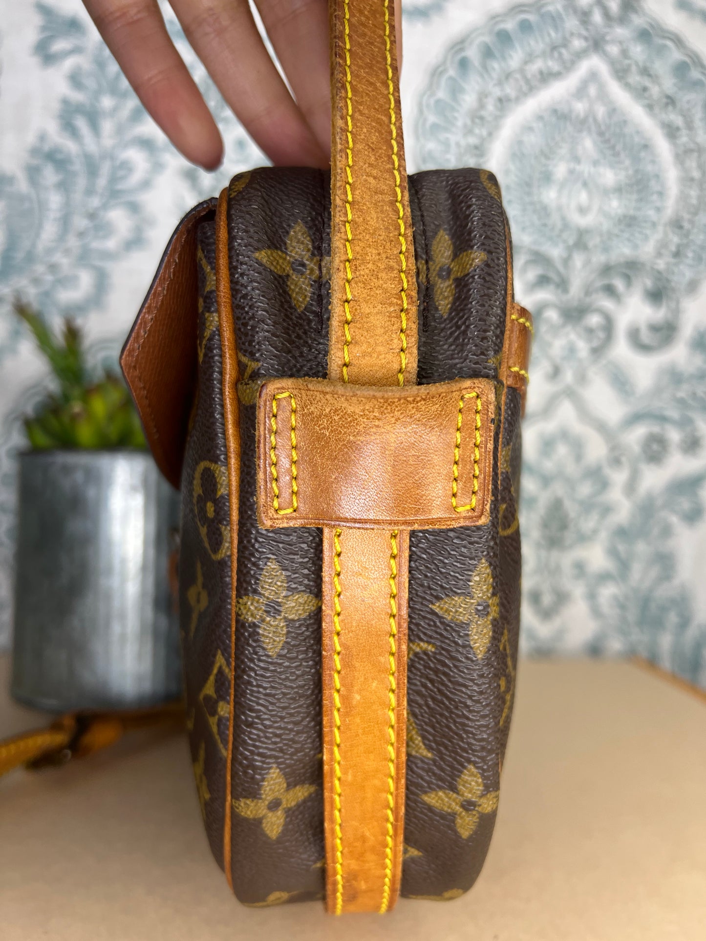 Louis Vuitton Jeune Fille MM