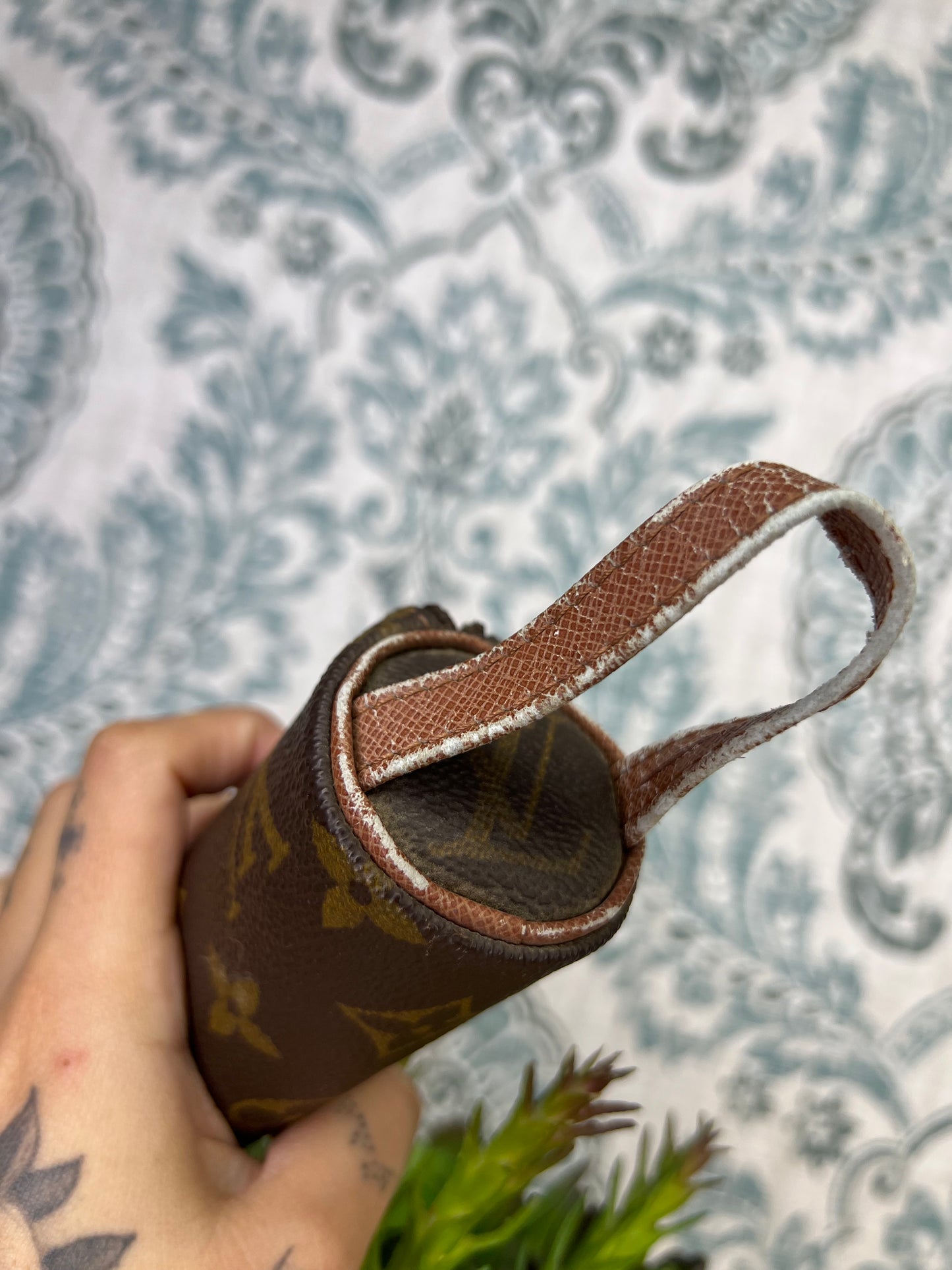 Louis Vuitton Etui 3 Balles De Golf Ball Pouch