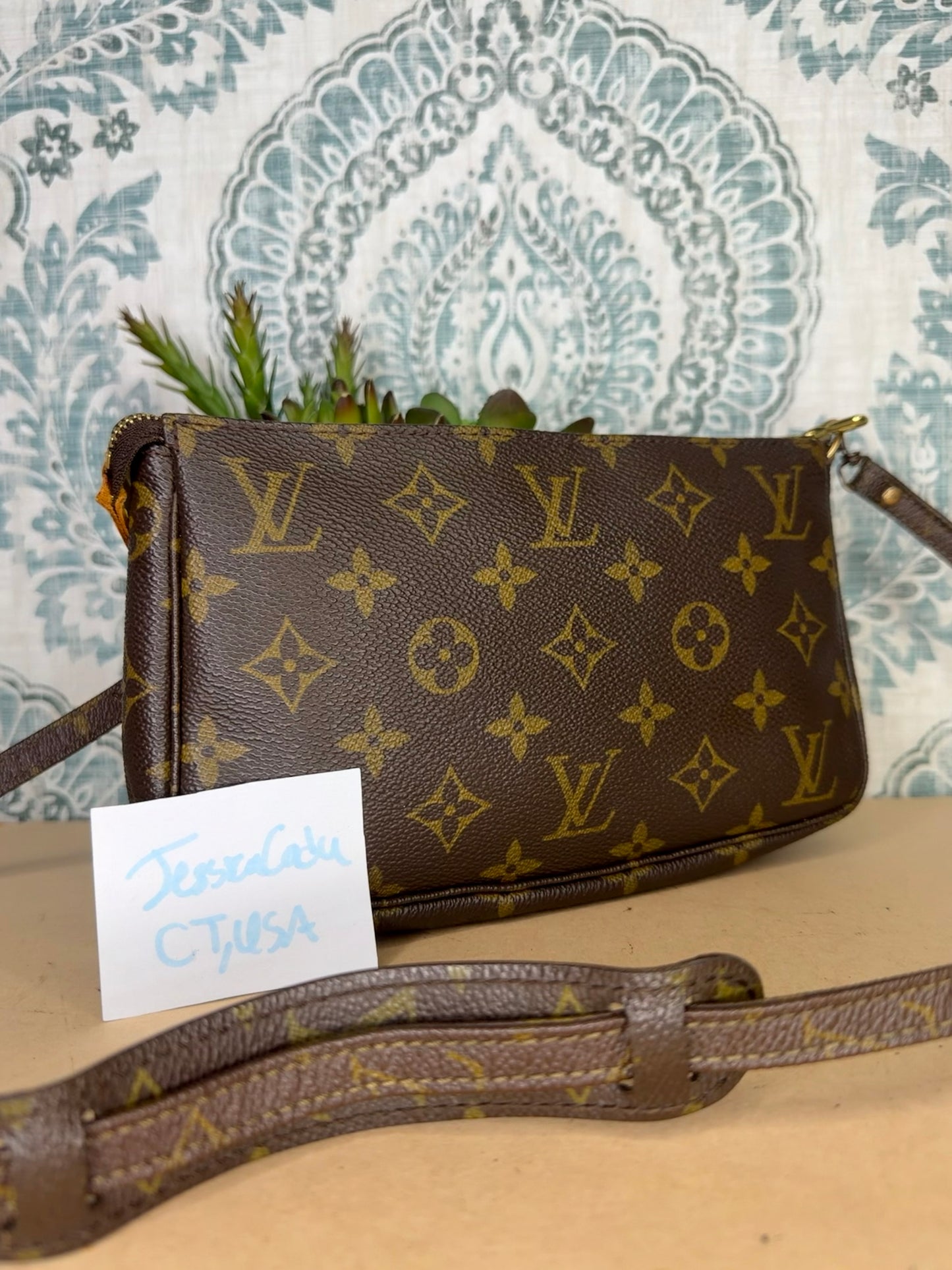 Louis Vuitton Pochette Accessories with Monogram Strap
