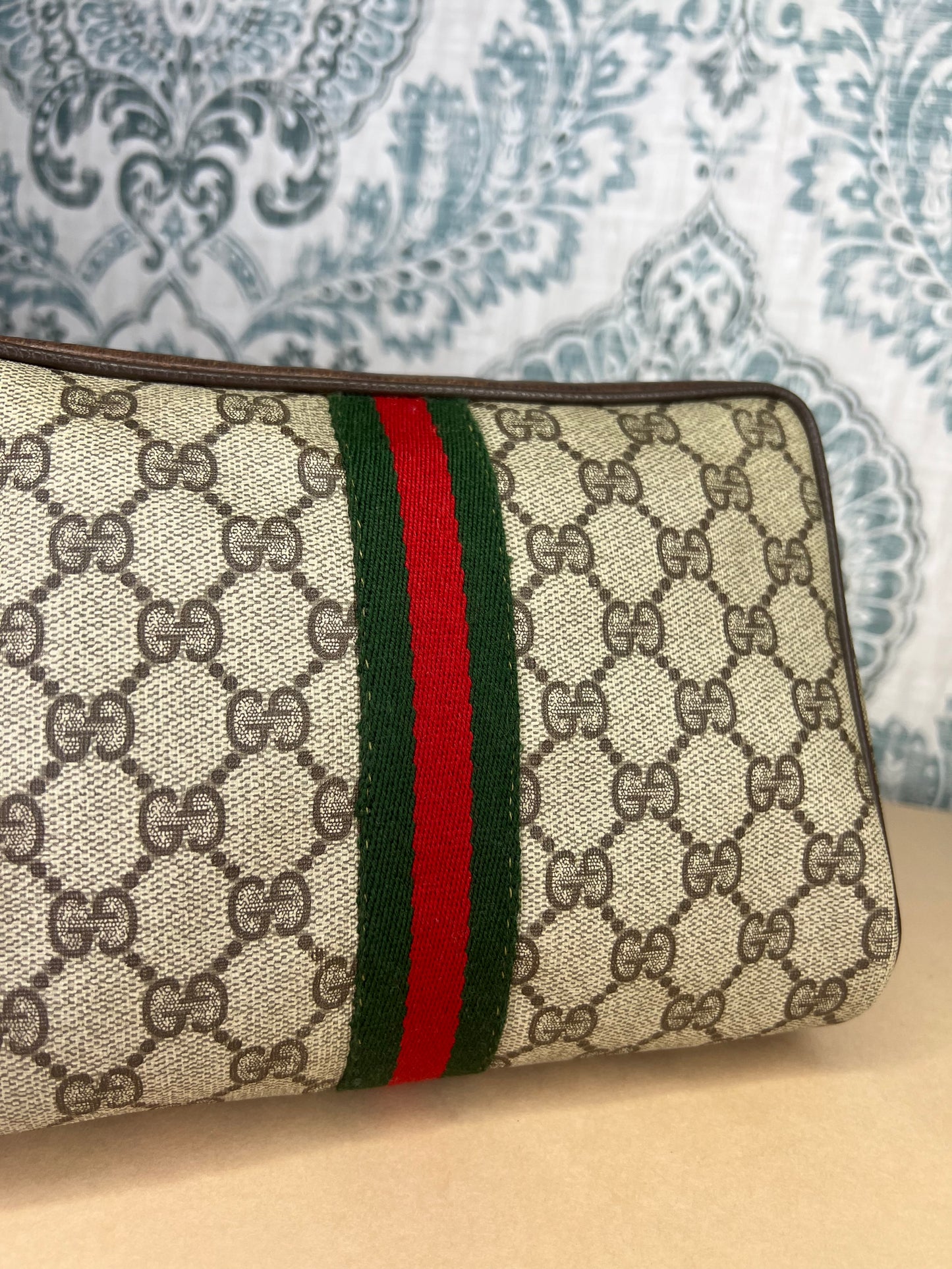 Gucci Supreme Brown Sherry Line Pouch