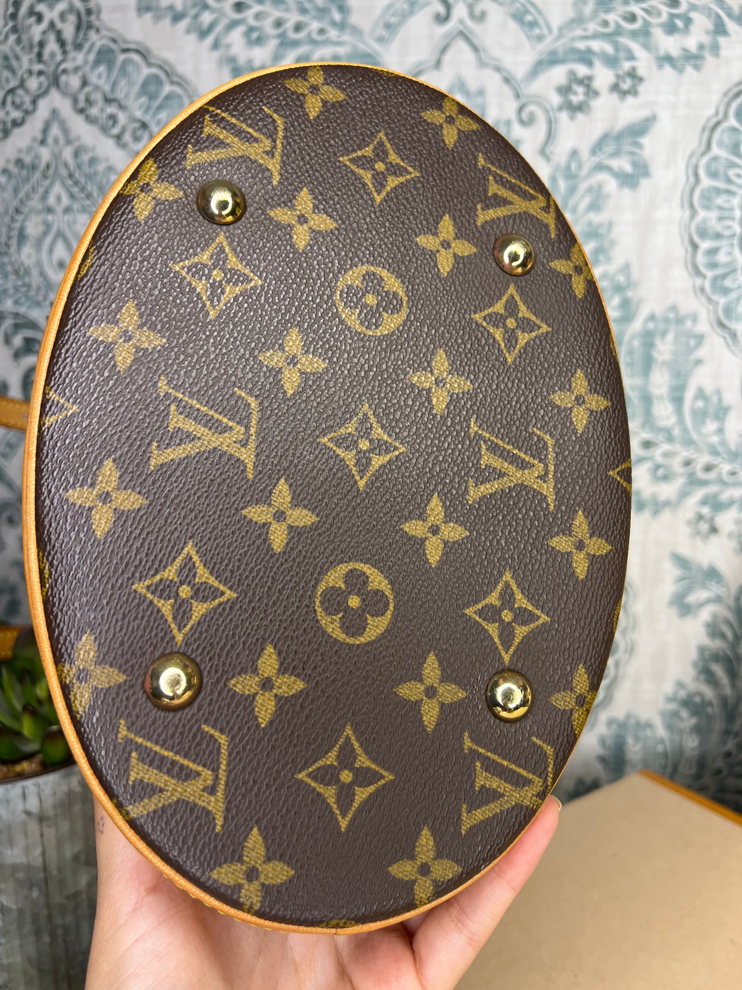 Louis Vuitton Bucket PM
