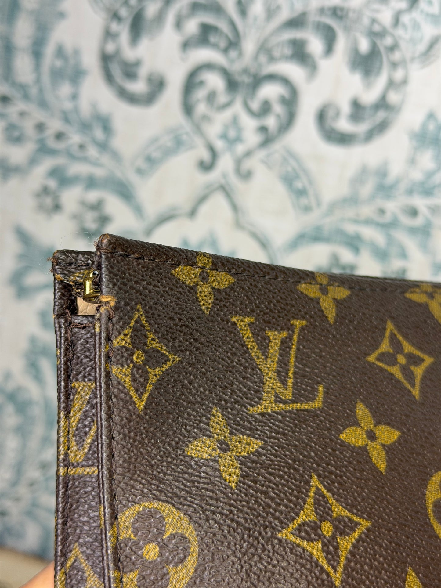 Louis Vuitton Toiletry 26 #1 (needs new zipper)