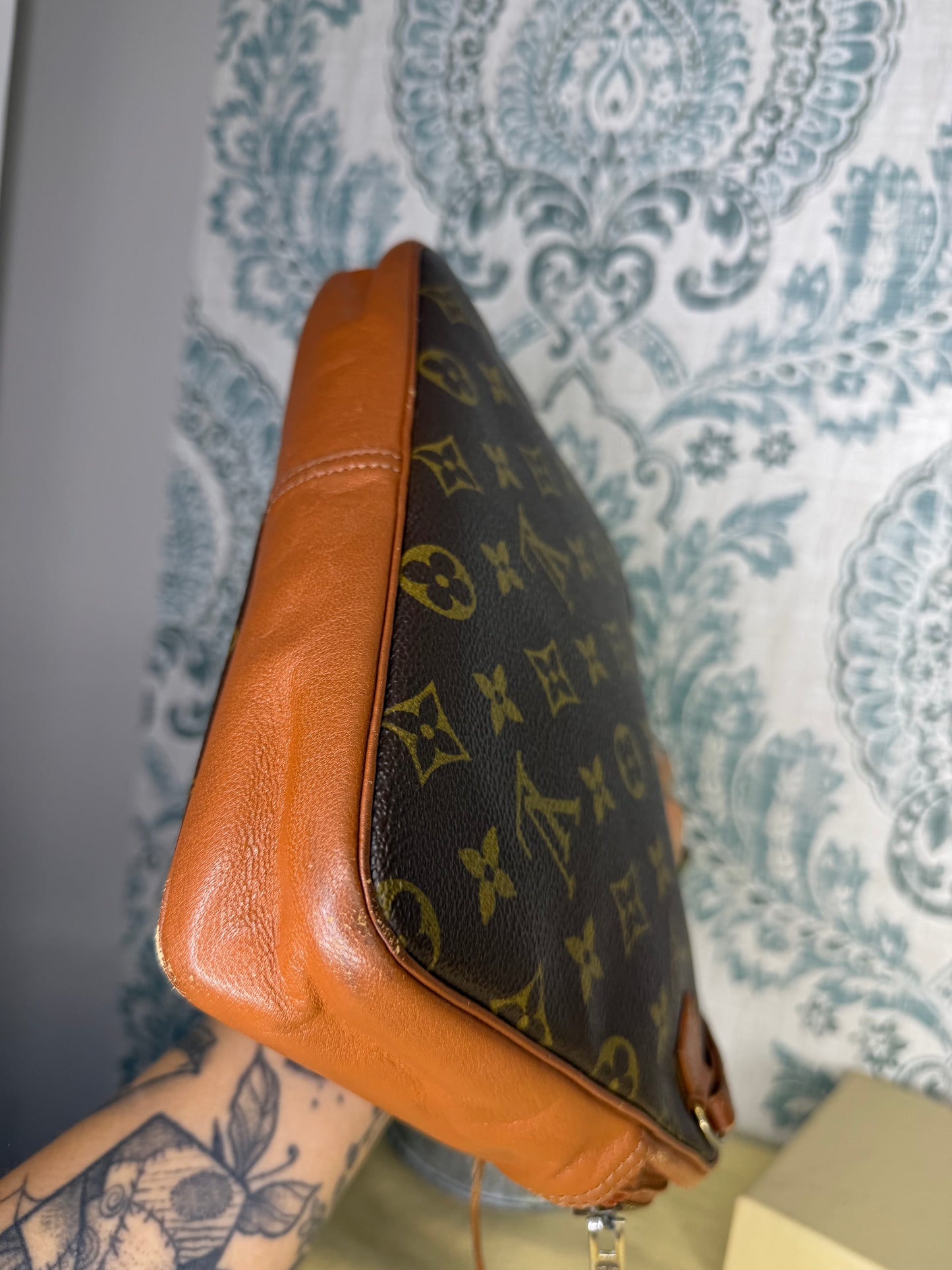 Louis Vuitton Pochette Sport