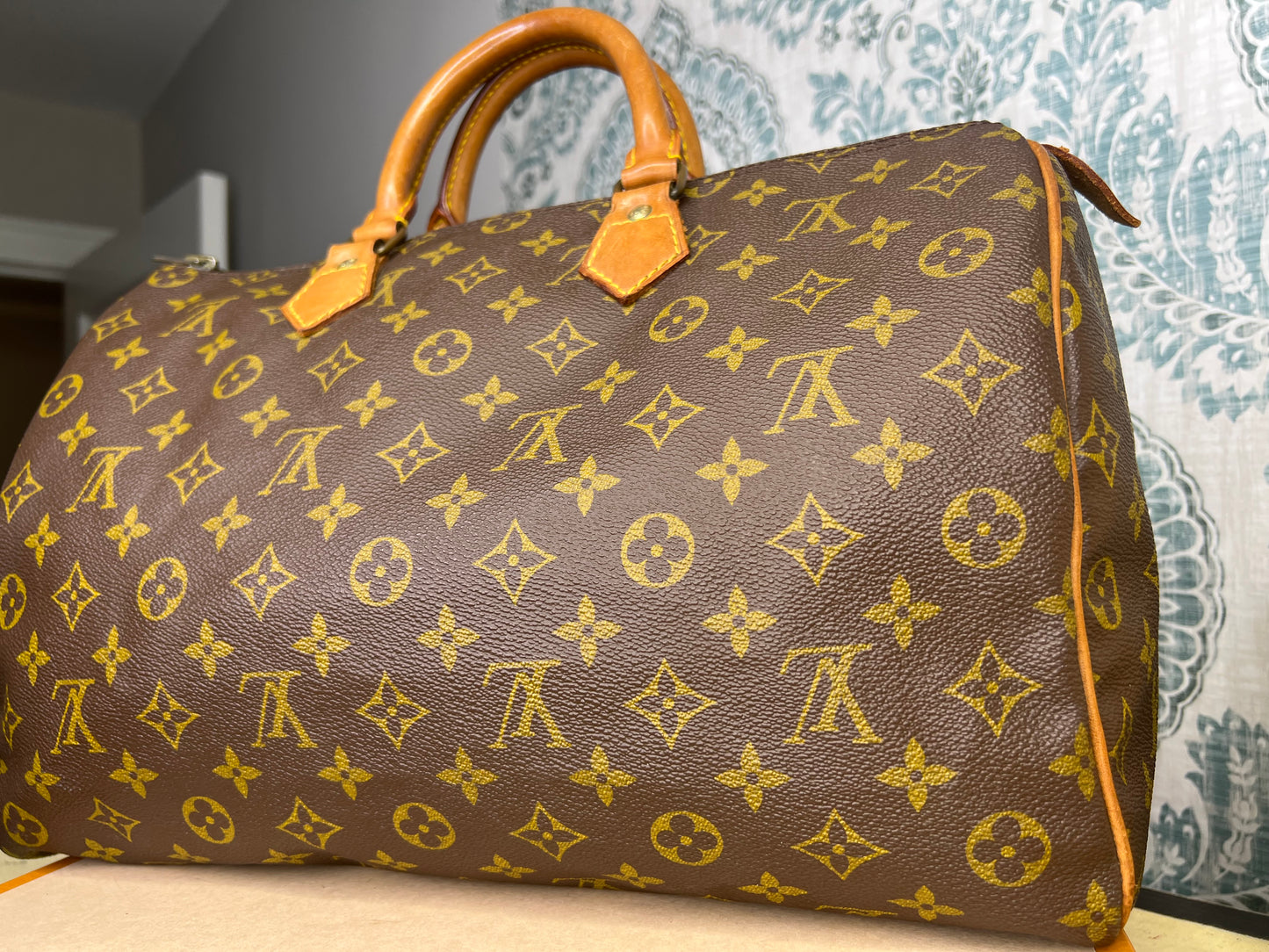 Louis Vuitton Speedy 35