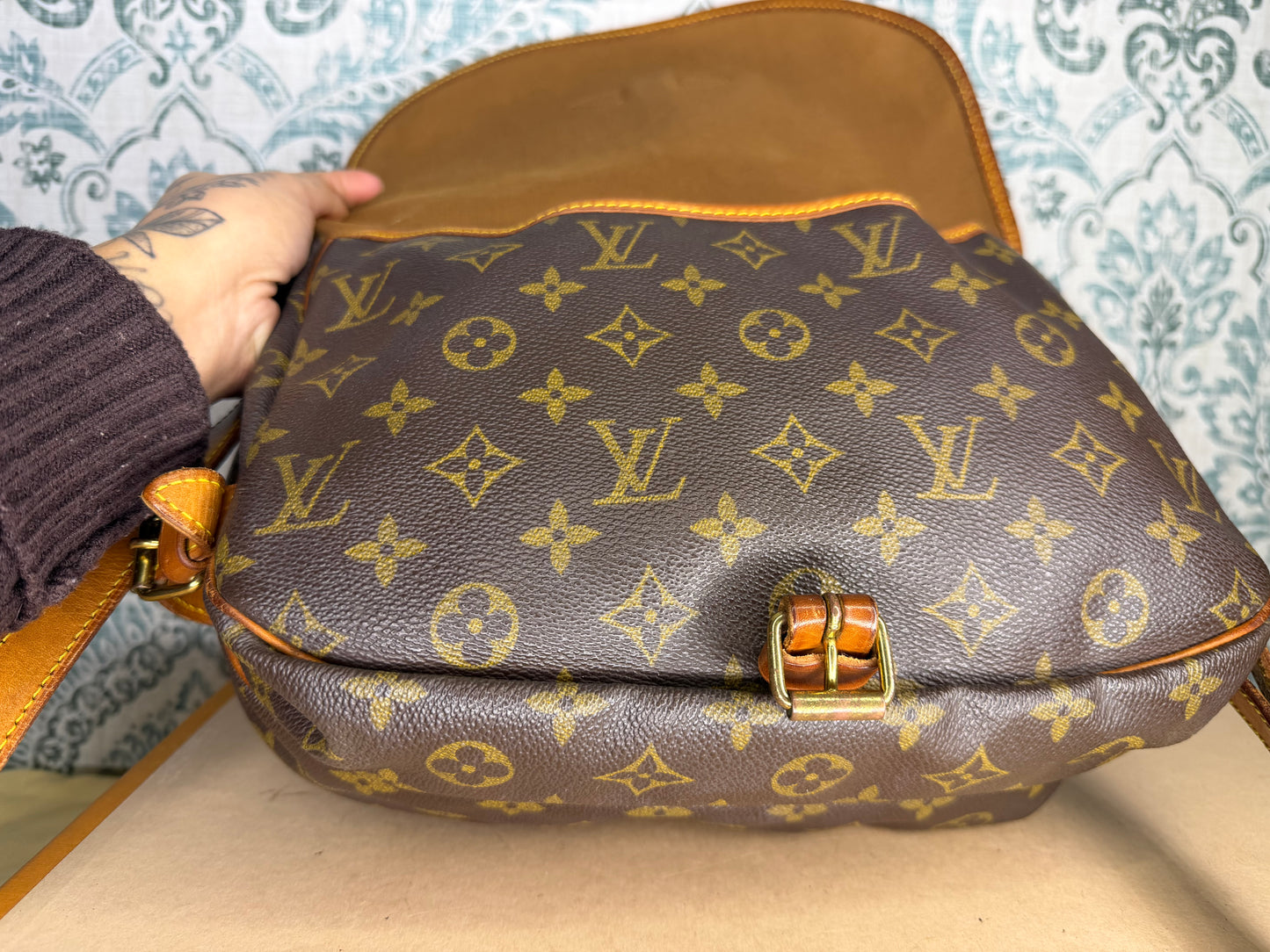 Louis Vuitton Saumur 30