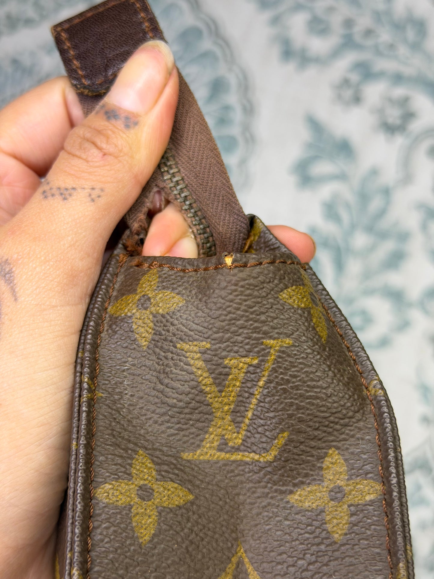 Louis Vuitton Toiletry 26 #2 (needs new zipper)