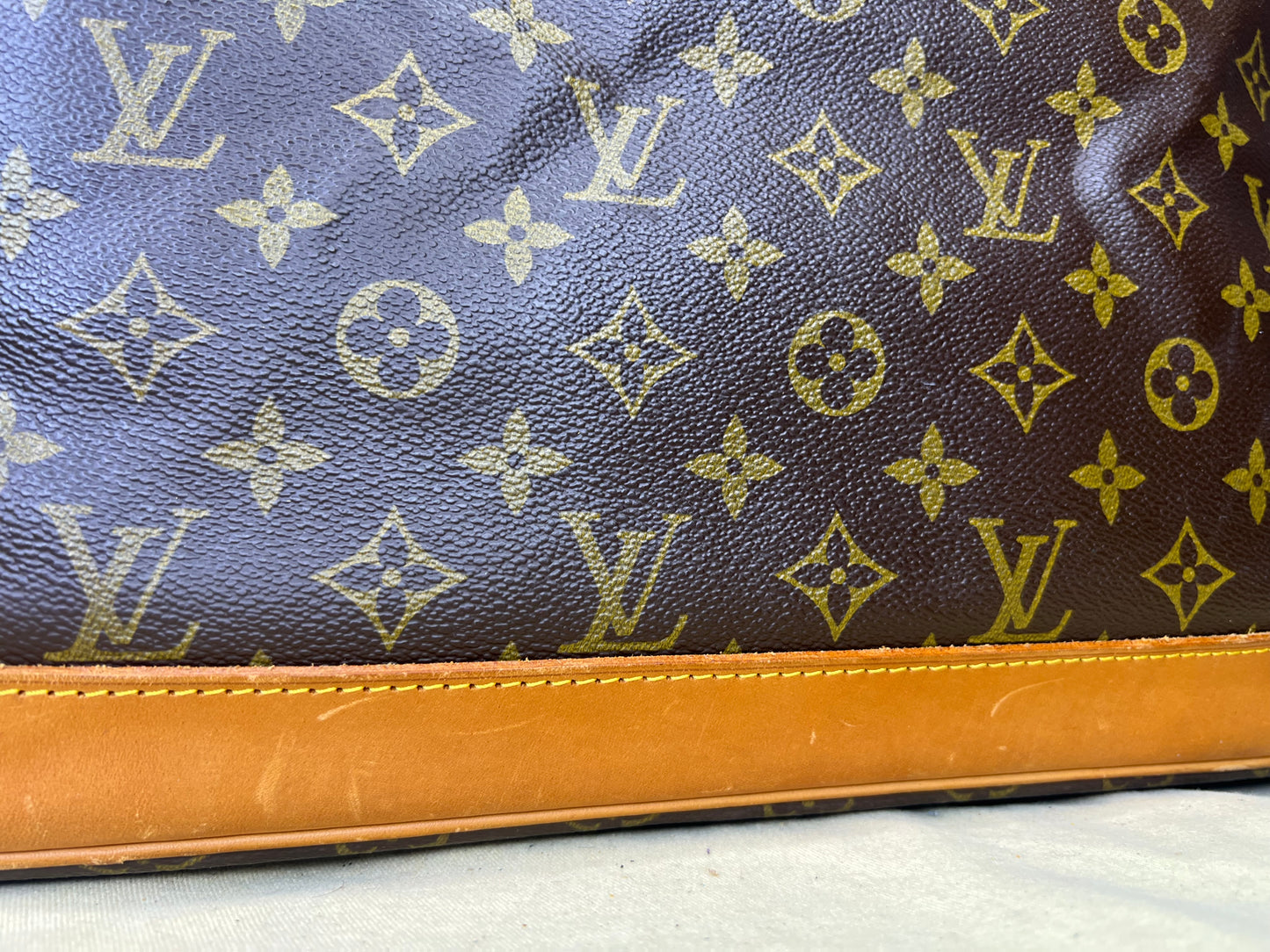 Louis Vuitton Cruiser 40