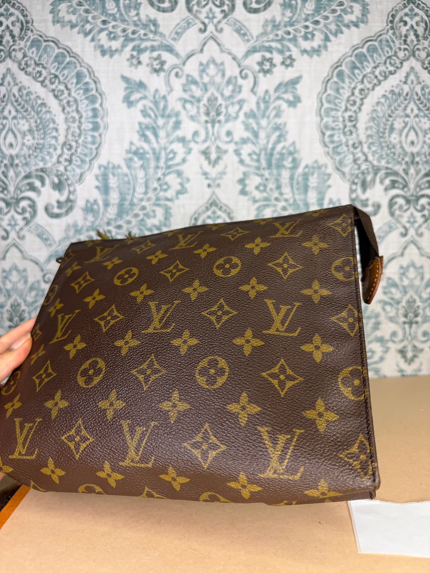 Louis Vuitton Toiletry 26 #3 (needs new zipper)