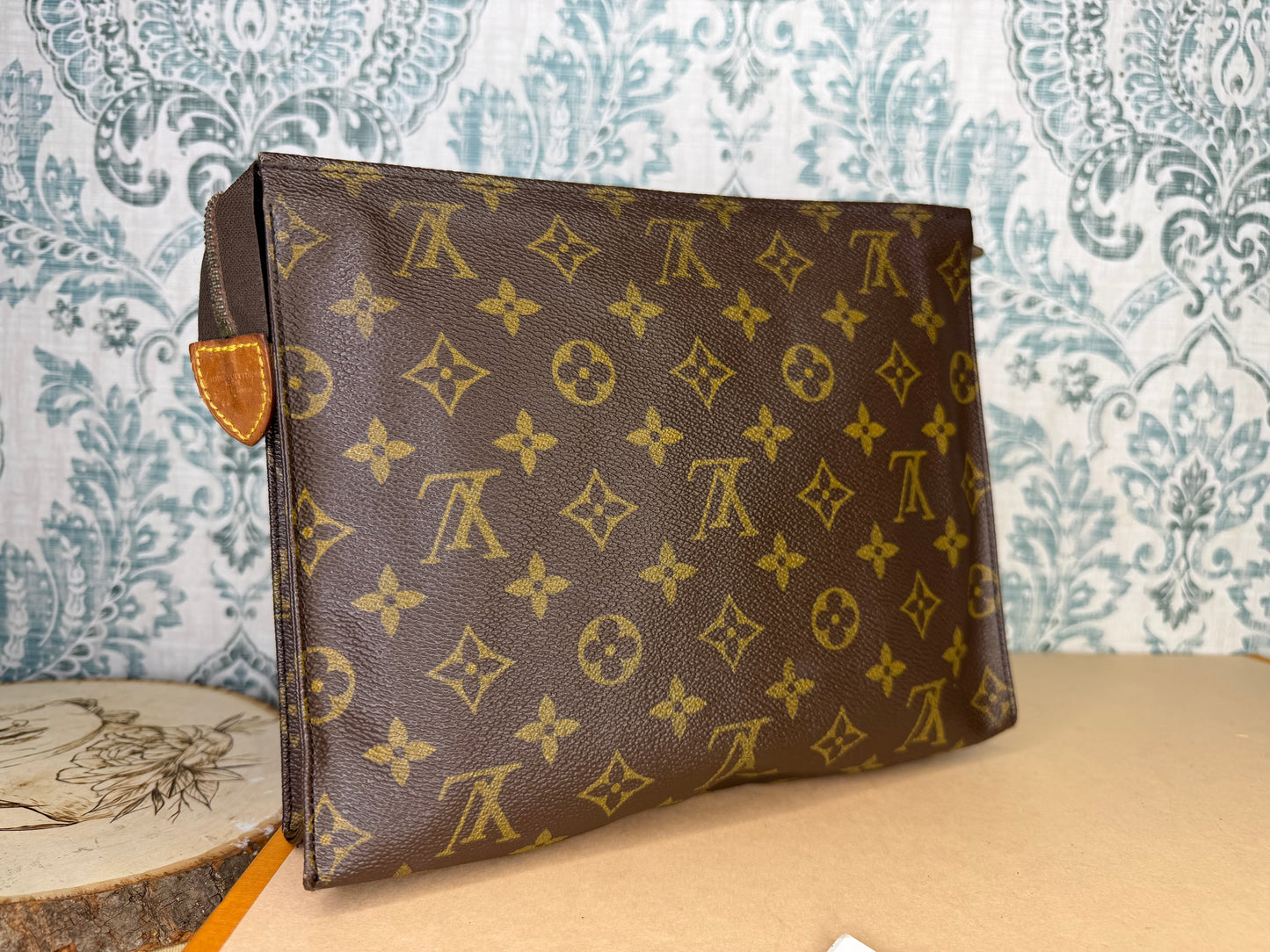 Louis Vuitton Toiletry 26 #3 (needs new zipper)