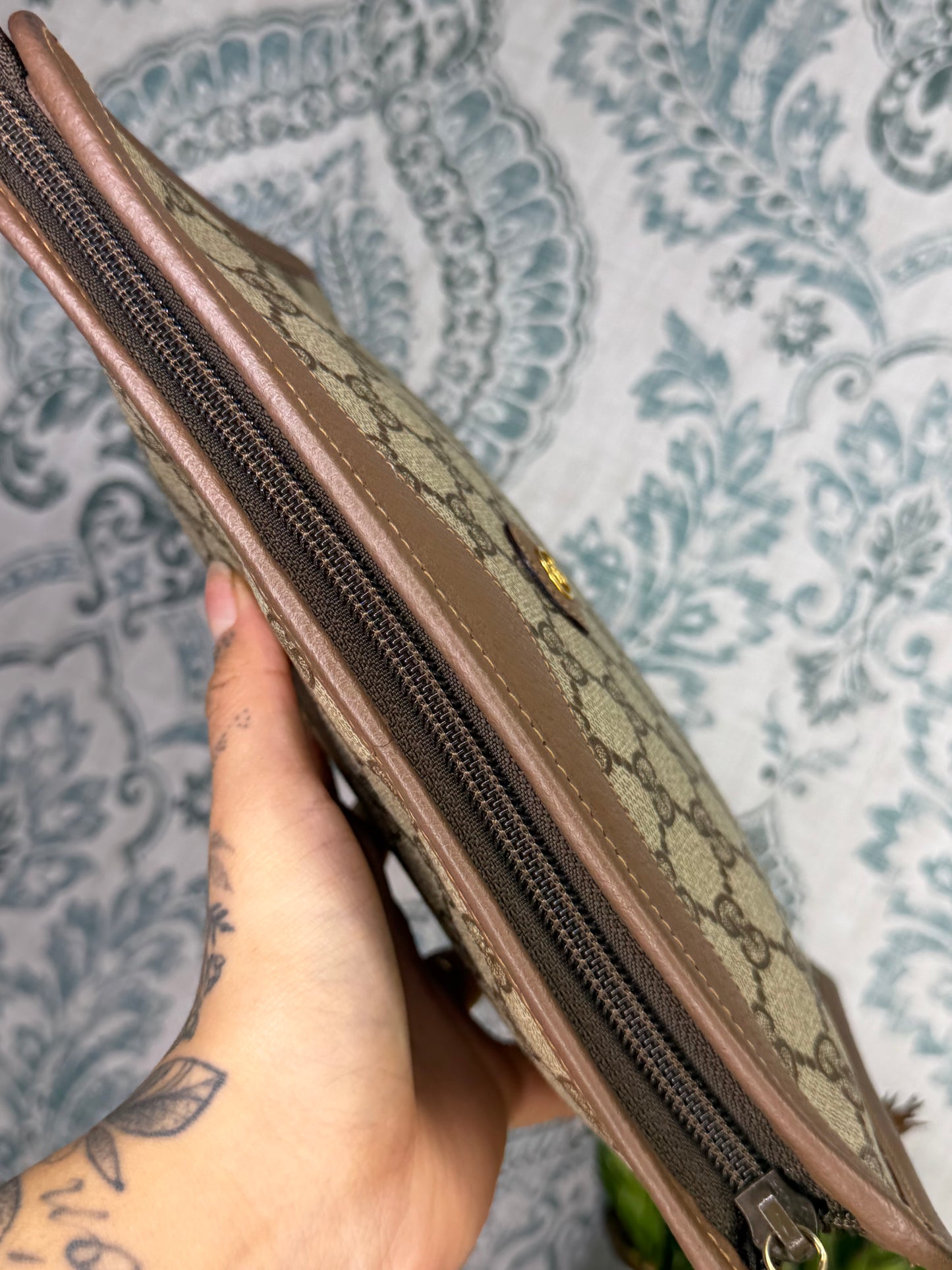 Gucci Supreme Brown Clutch