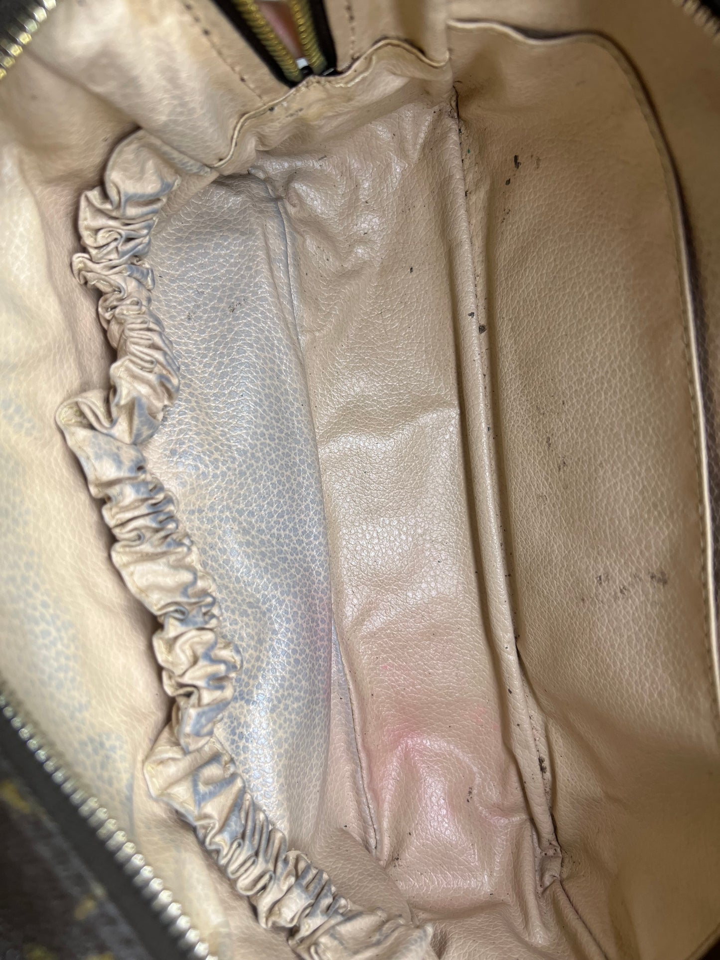 Louis Vuitton Trousse 28