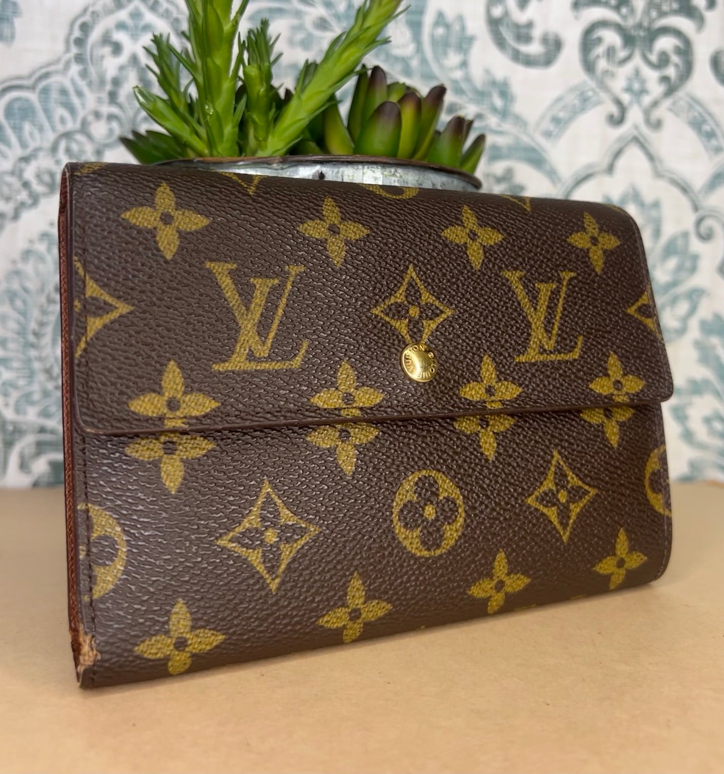 Louis Vuitton Monogram Passport Trifold Wallet #4