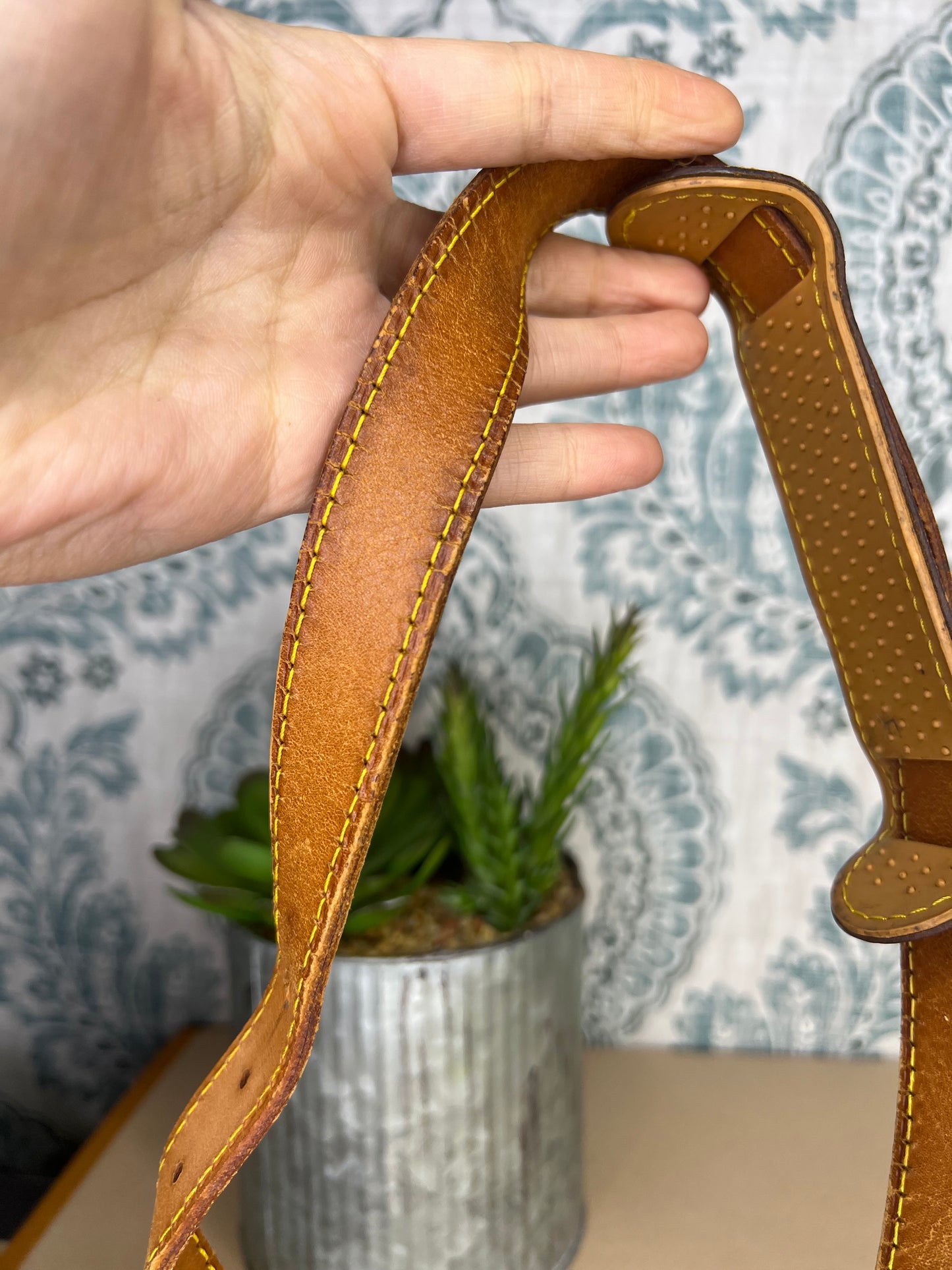 Louis Vuitton Bandouliere Vachetta Strap