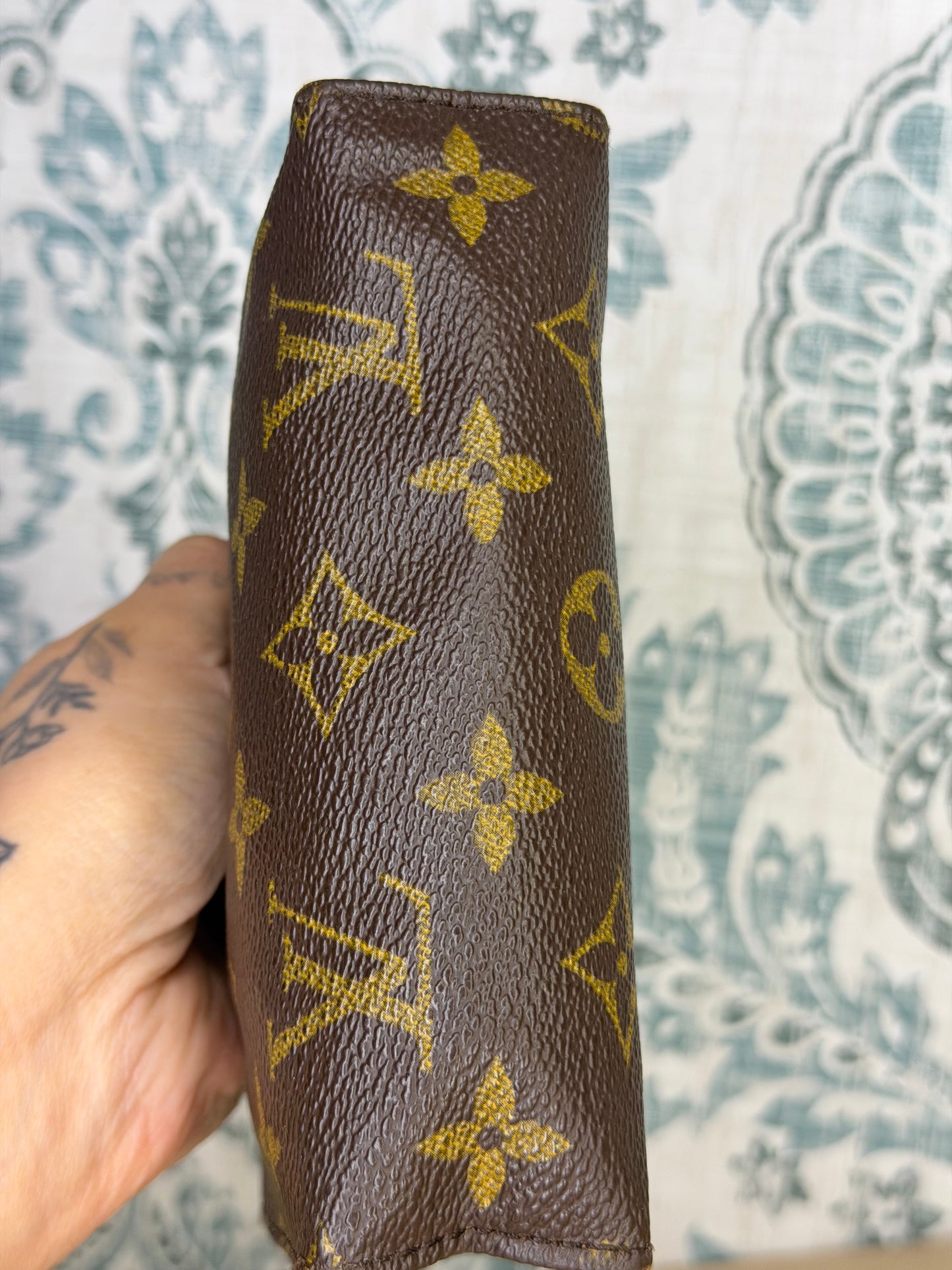 Louis Vuitton Toiletry 15