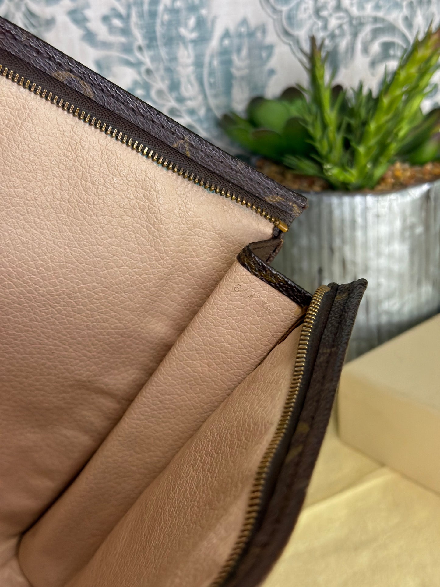 Louis Vuitton Monogram Toiletry 26