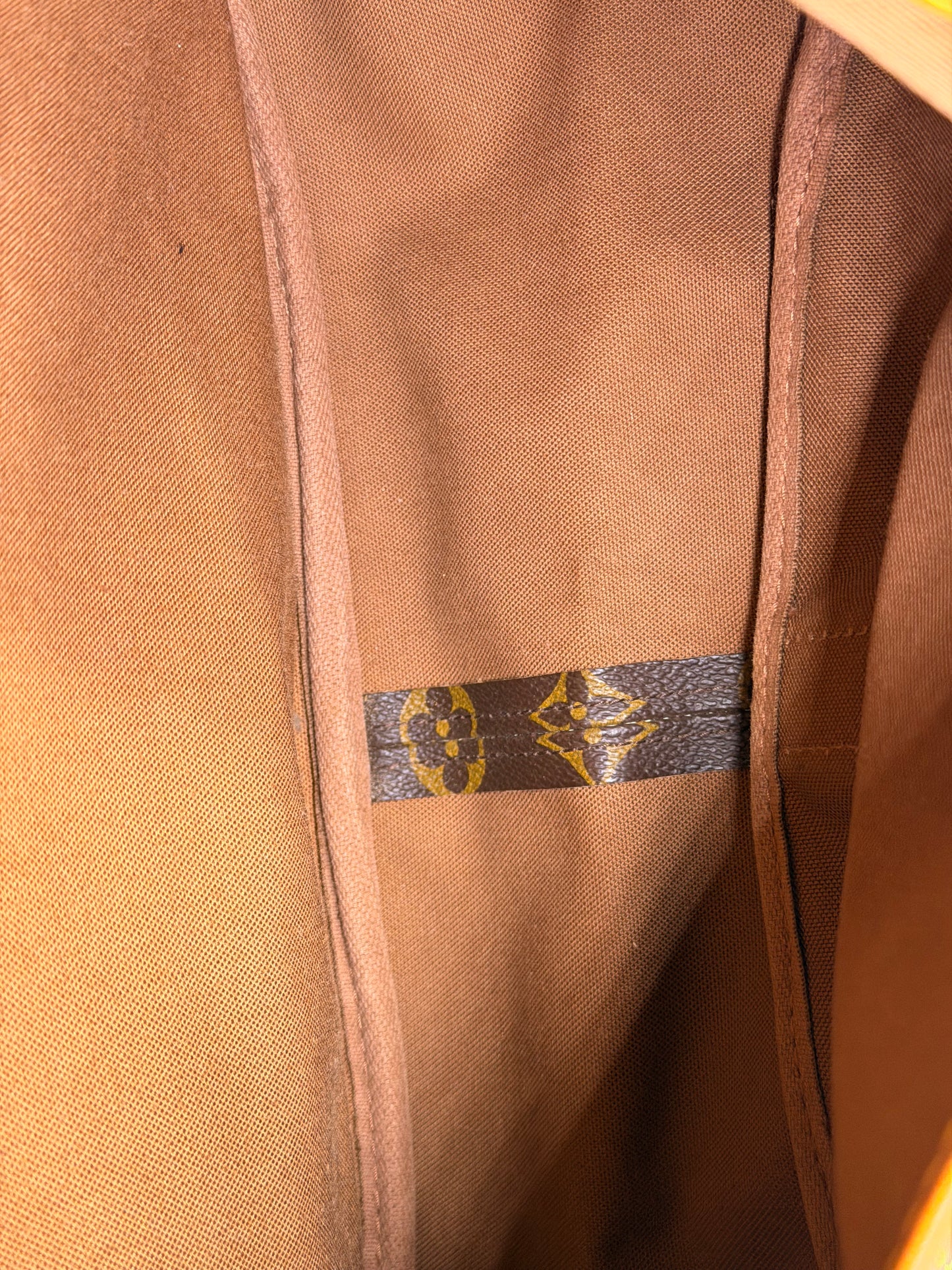 Louis Vuitton Saumur 35
