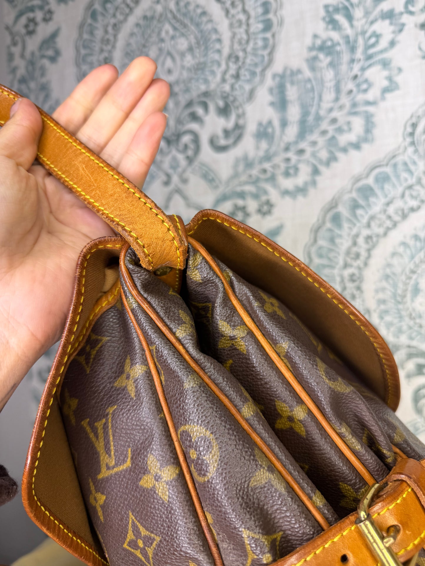 Louis Vuitton Saumur 30