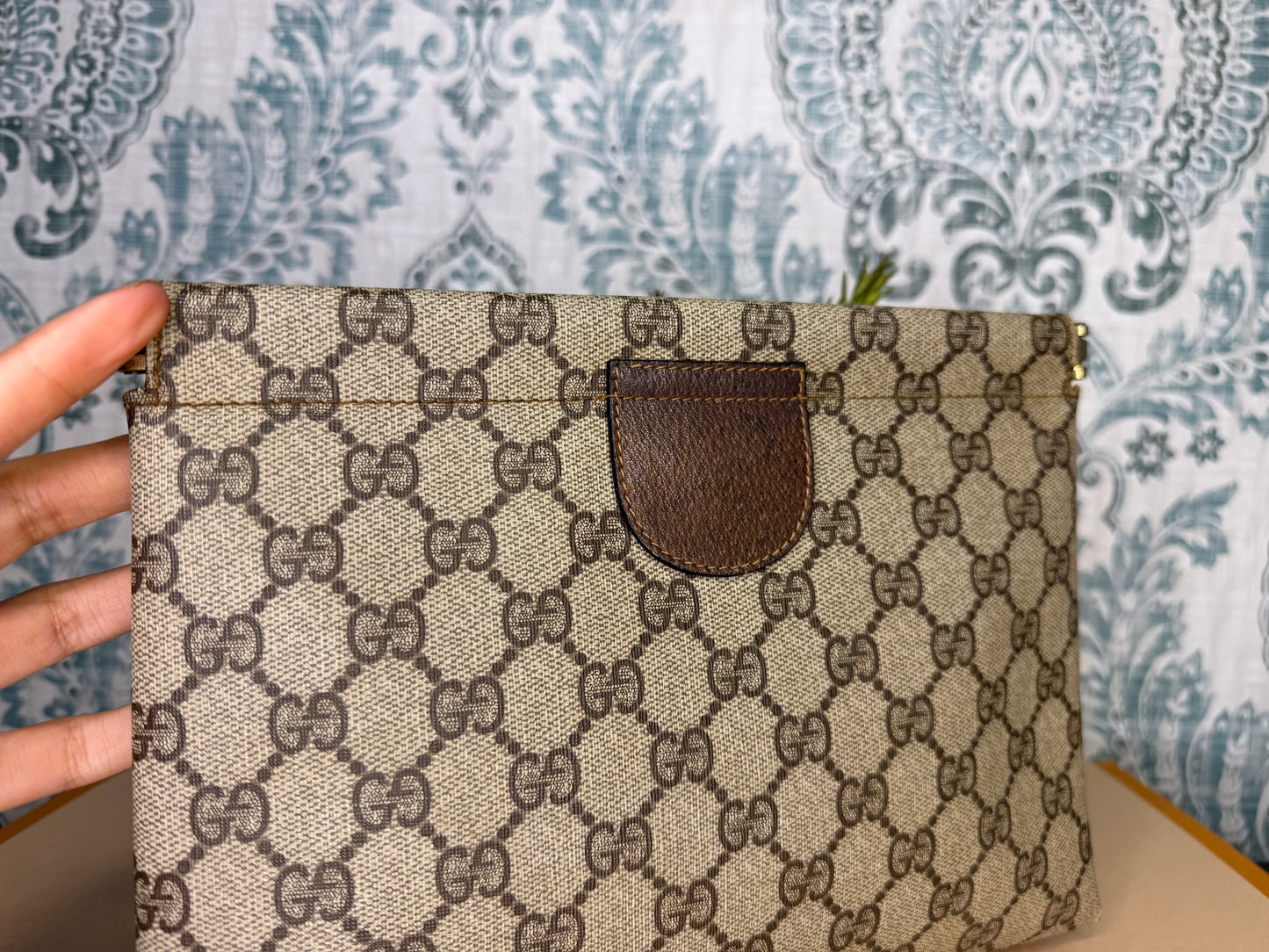 Gucci Supreme Brown Vintage Clutch