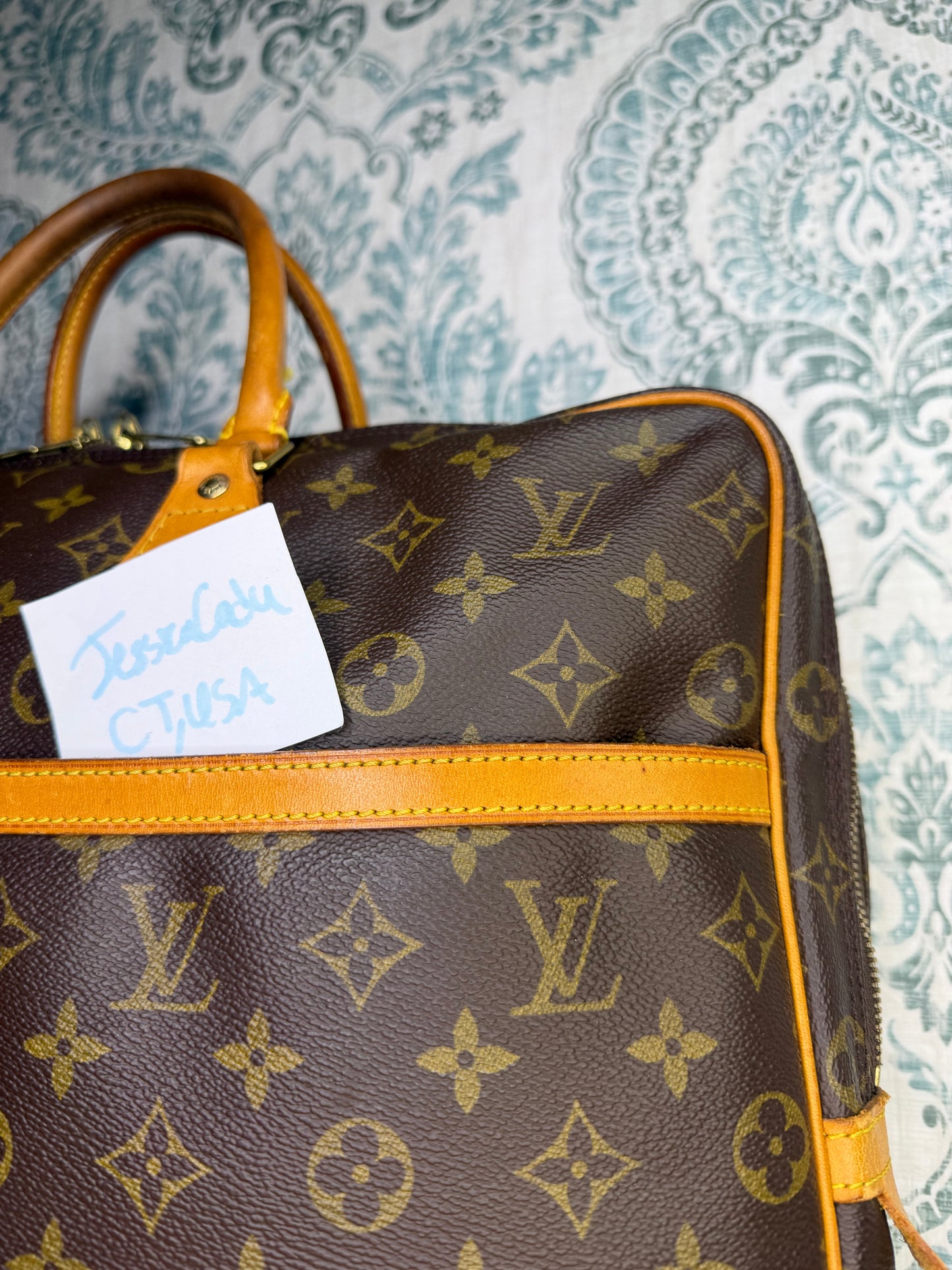 Louis Vuitton Porte Documents Voyage GM