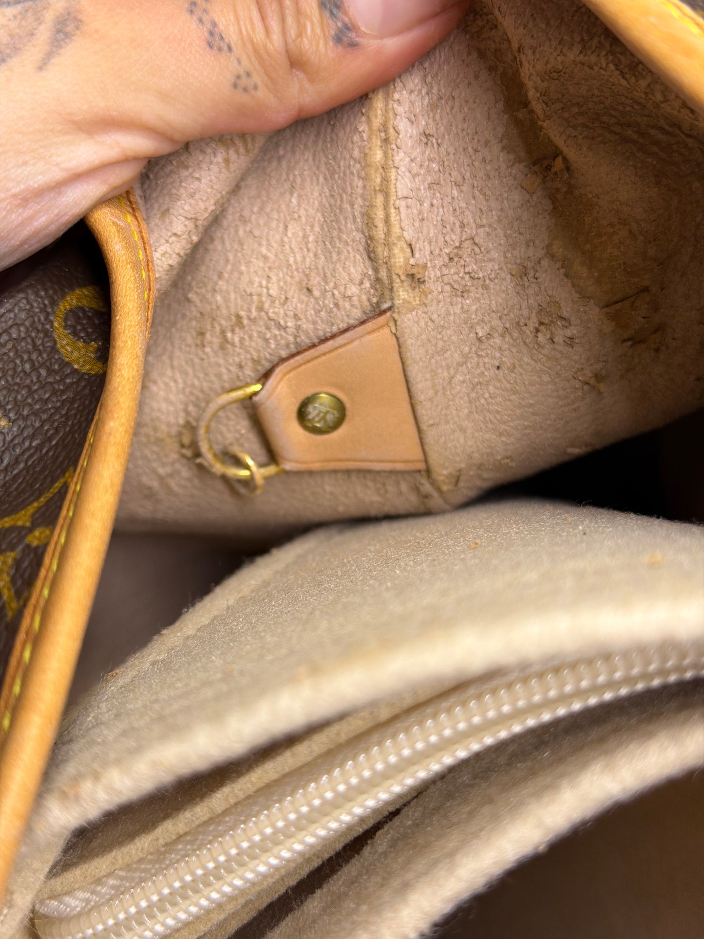 Louis Vuitton Bucket GM