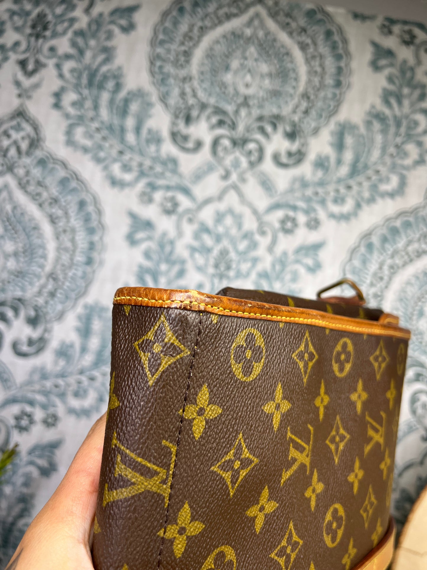 Monogram Portable Serviette

Desktop Organizer