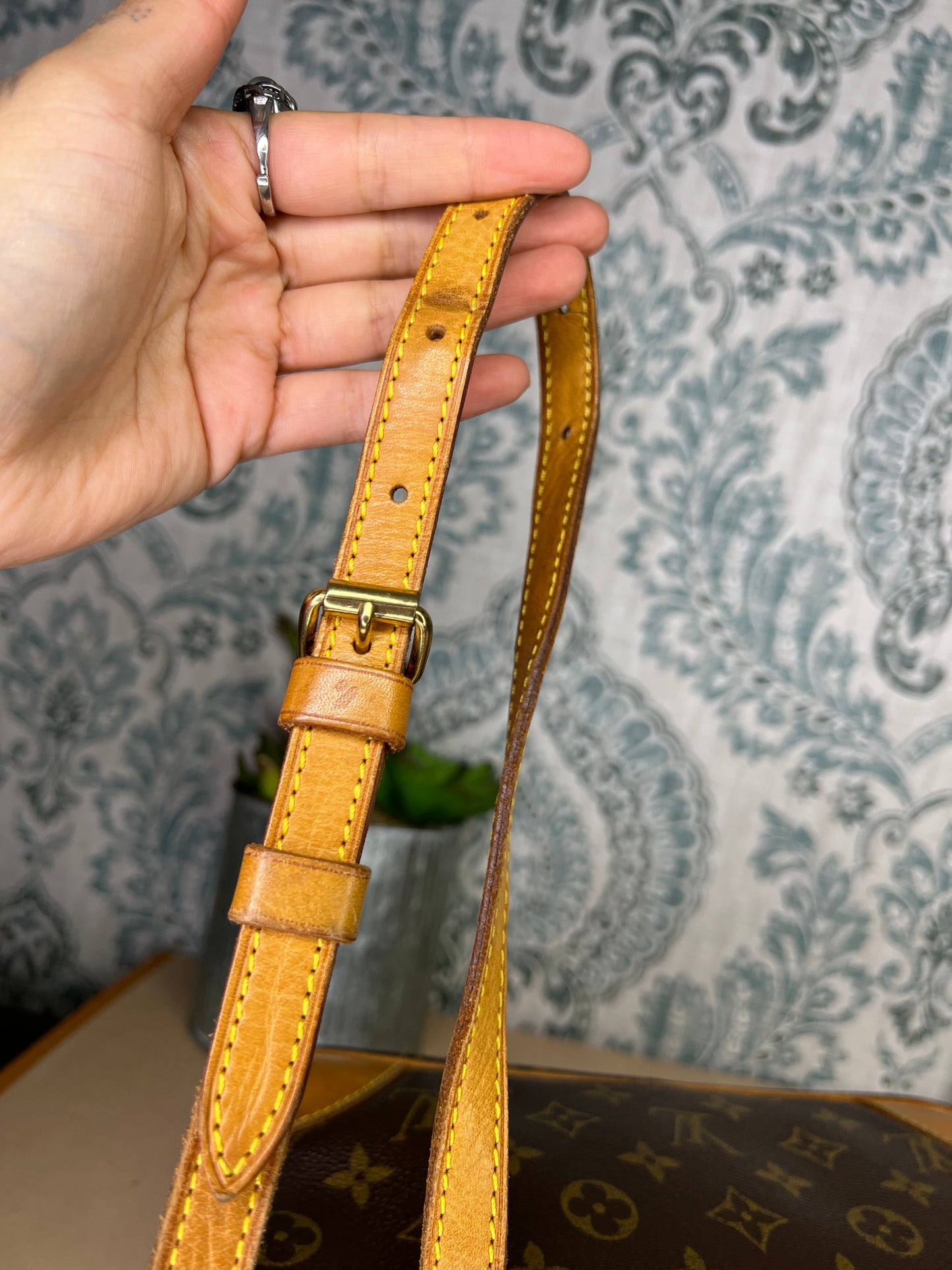 Louis Vuitton Trocadero 27