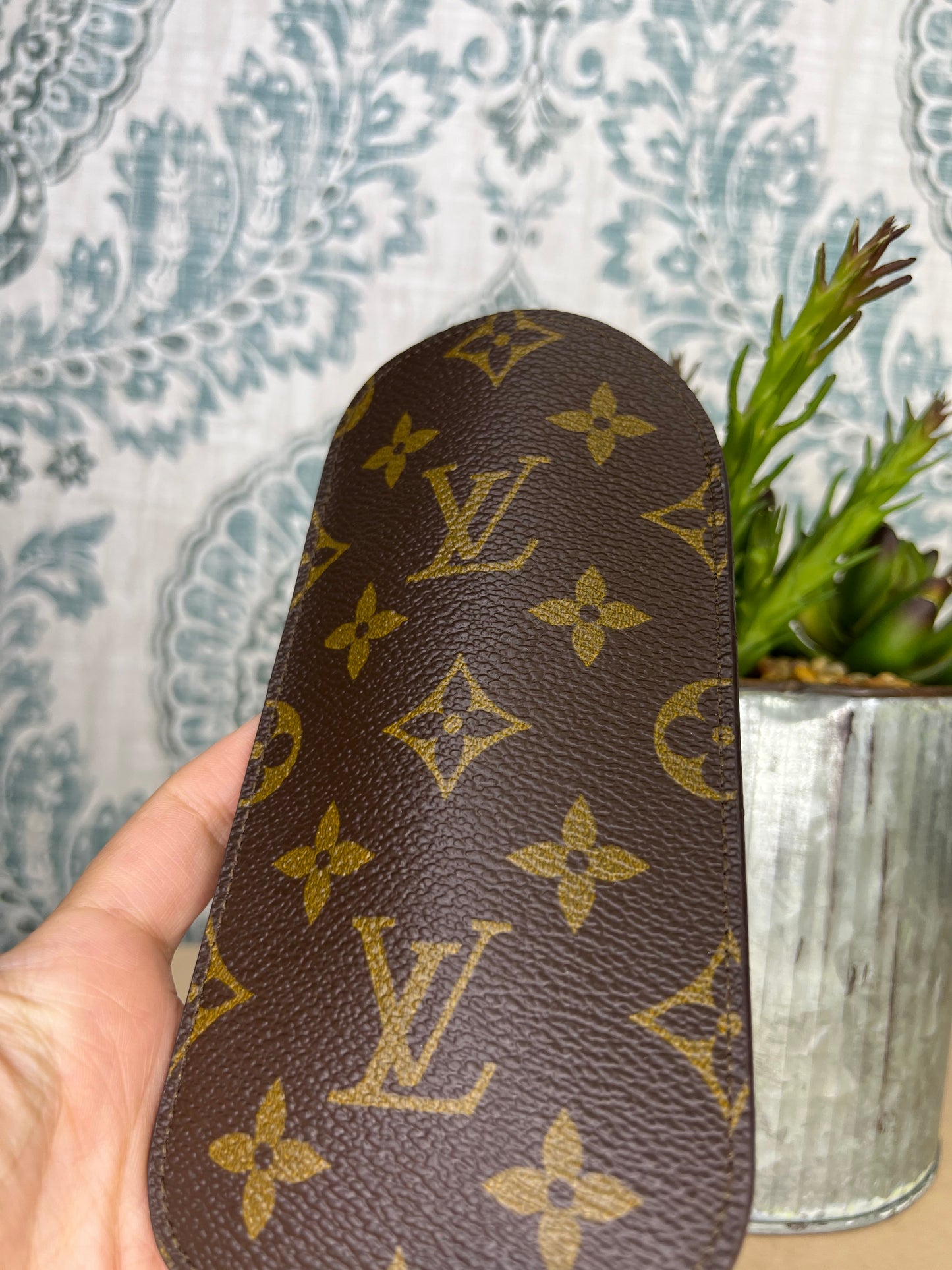 Louis Vuitton Etui Lunette Glasses Case