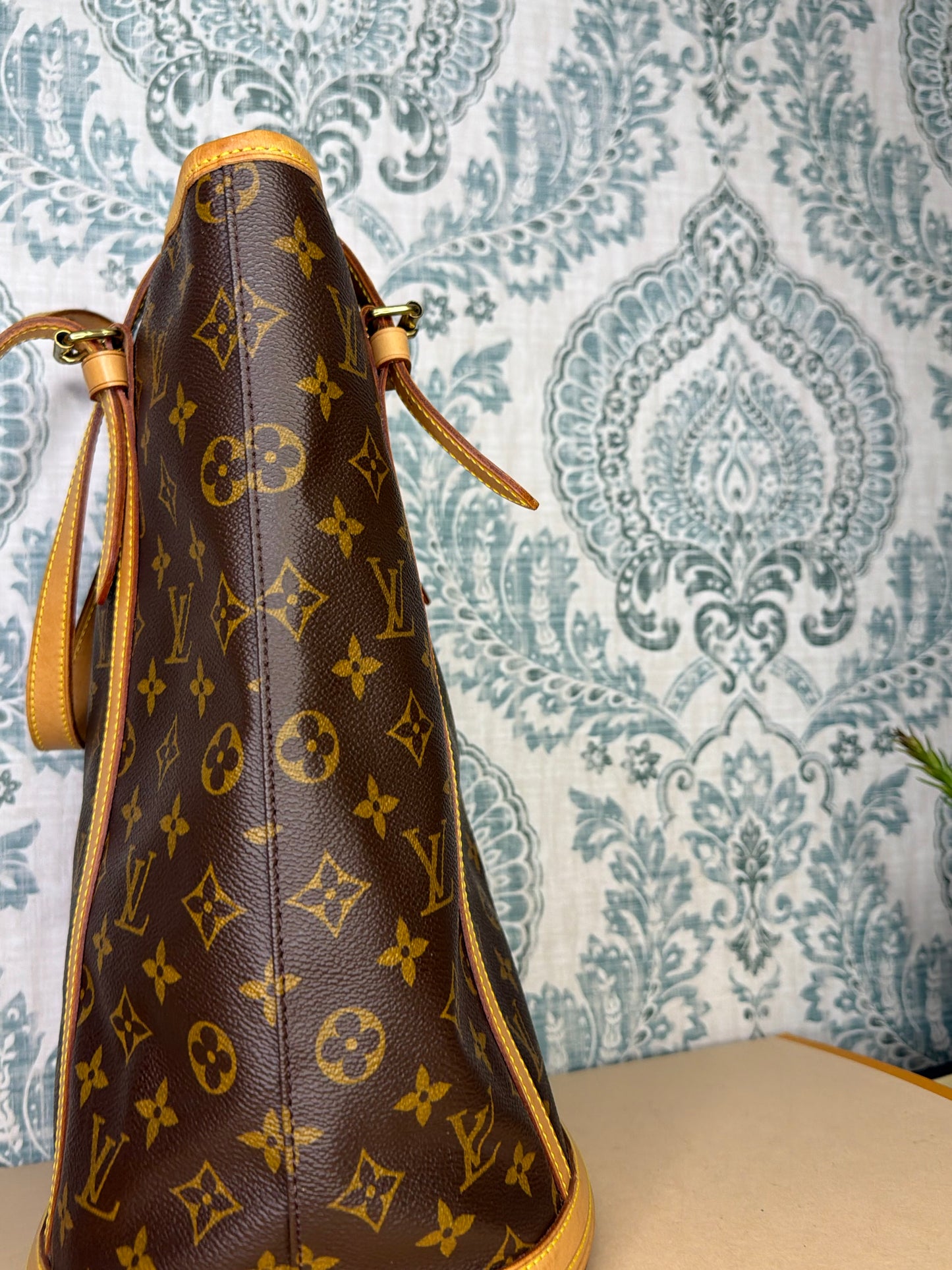 Louis Vuitton Bucket GM