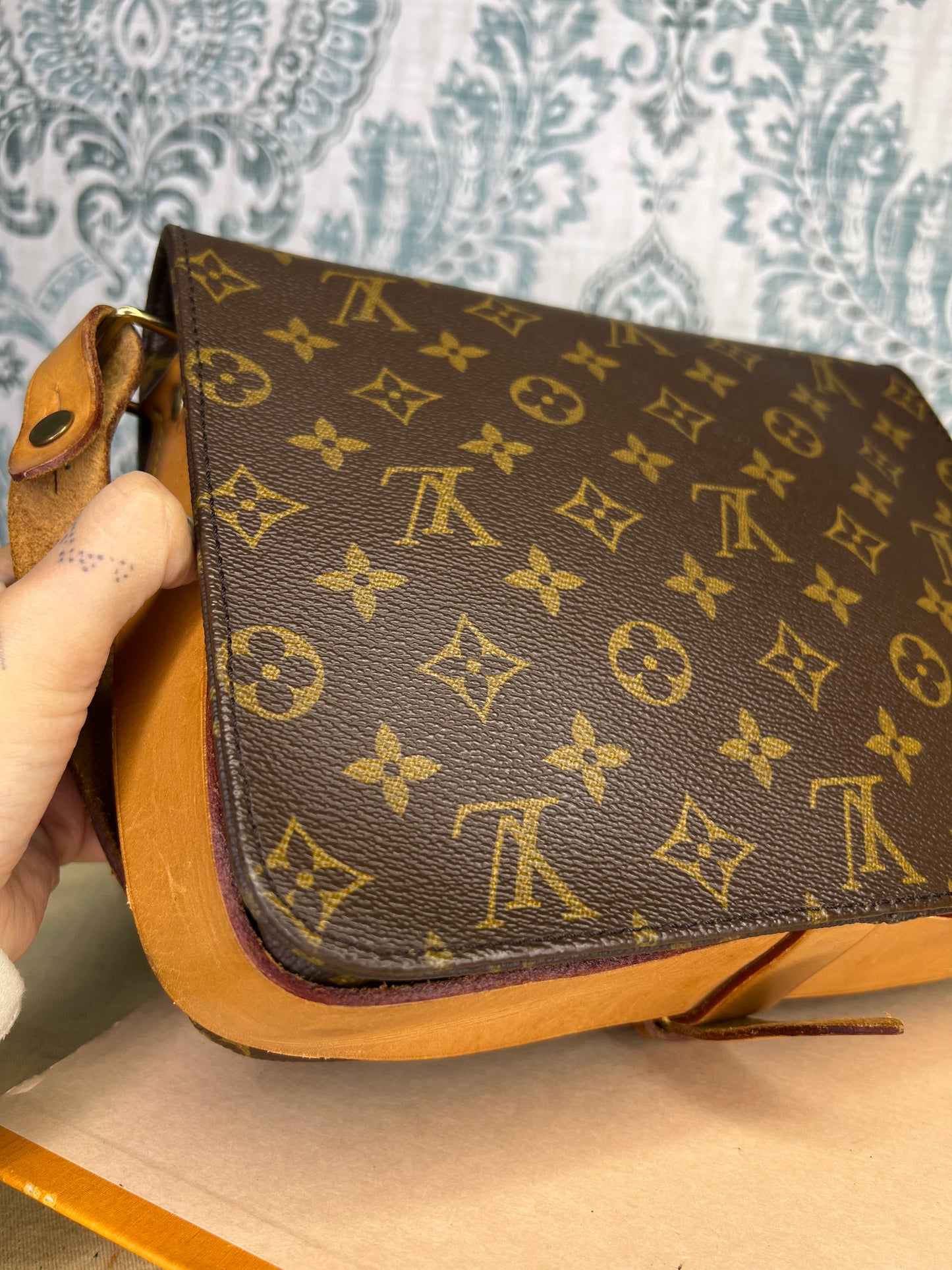 Louis Vuitton Cartouchiere GM