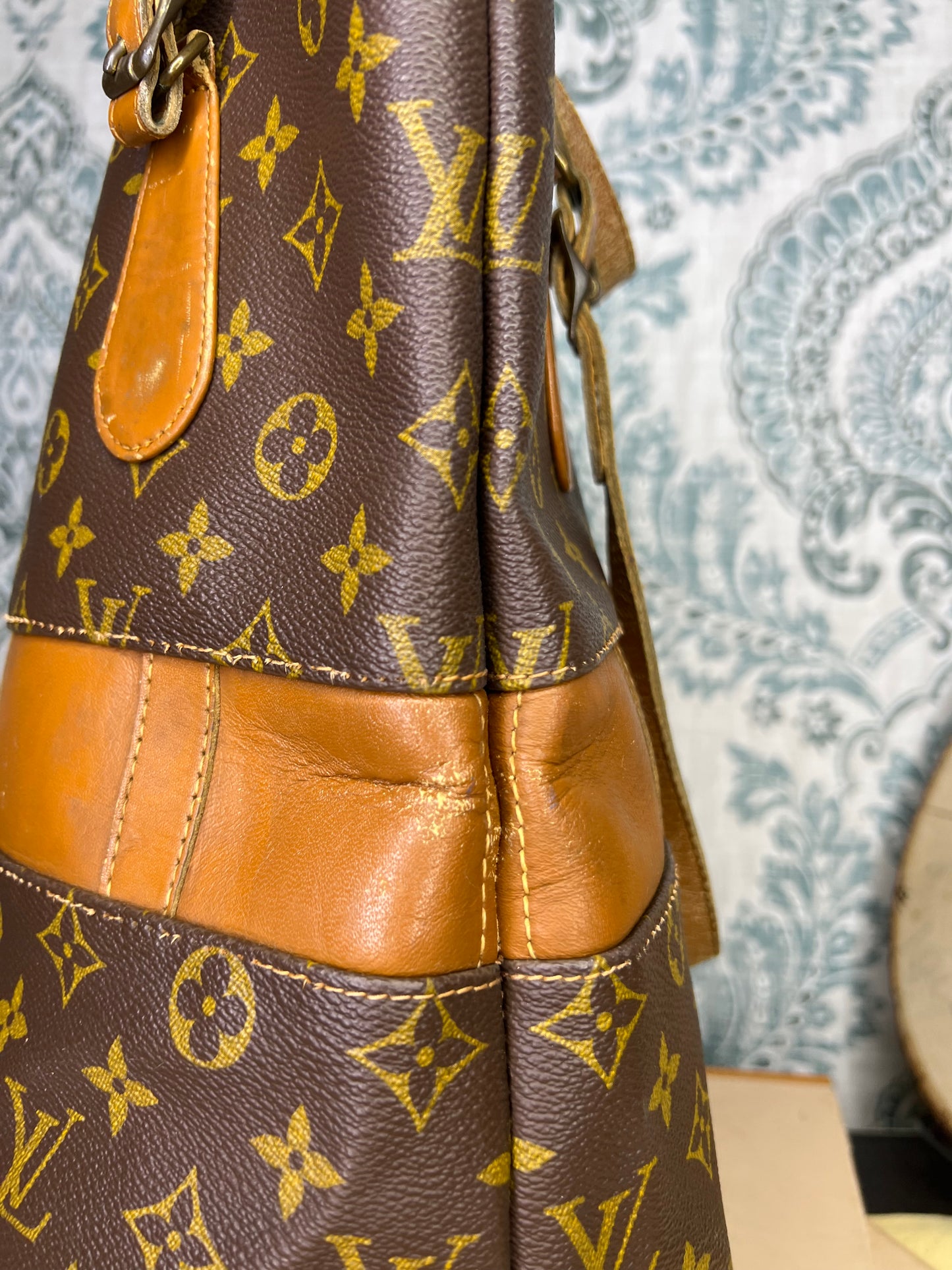 Louis Vuitton French Company Bucket GM