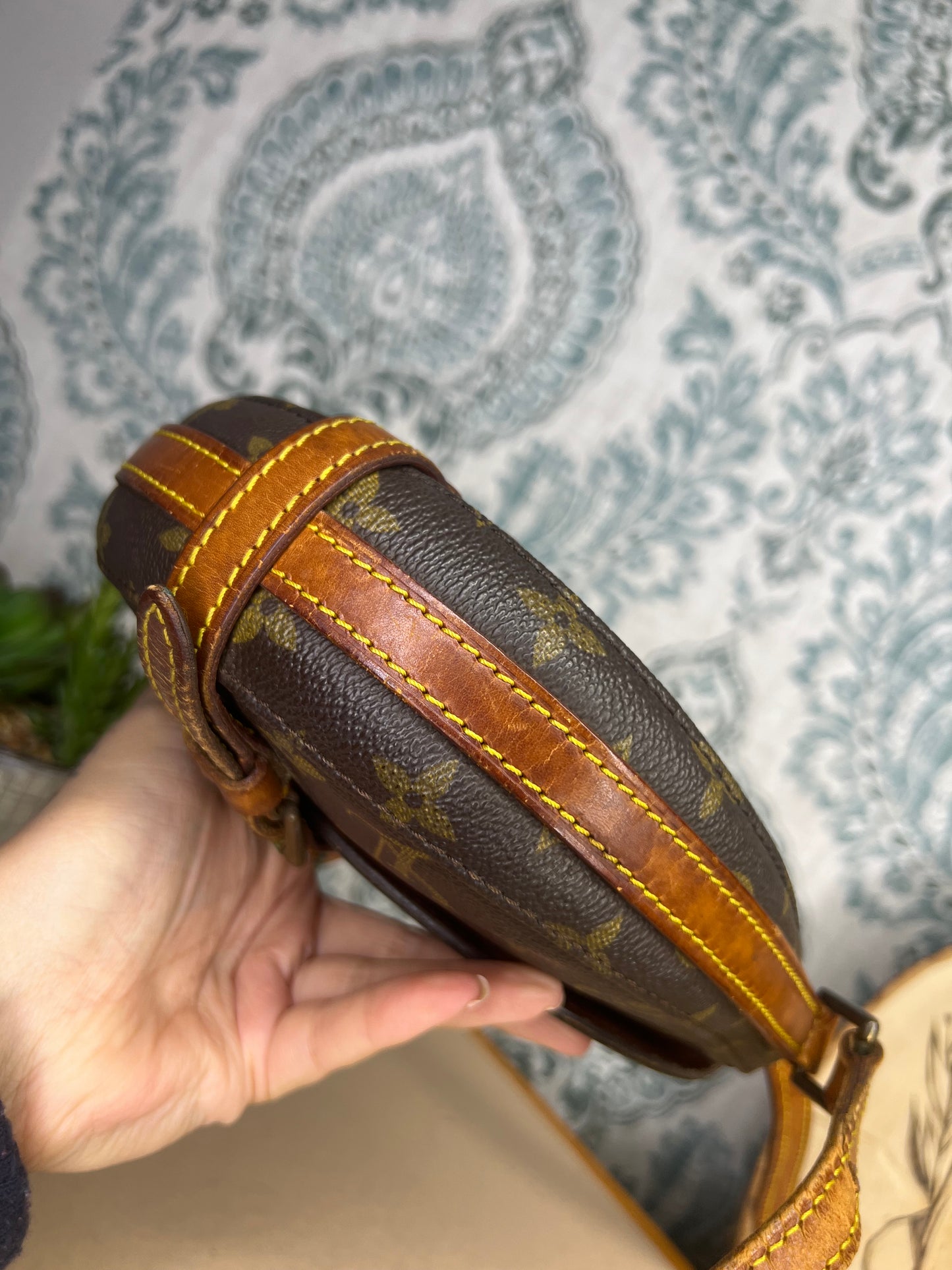 Louis Vuitton Chantilly PM