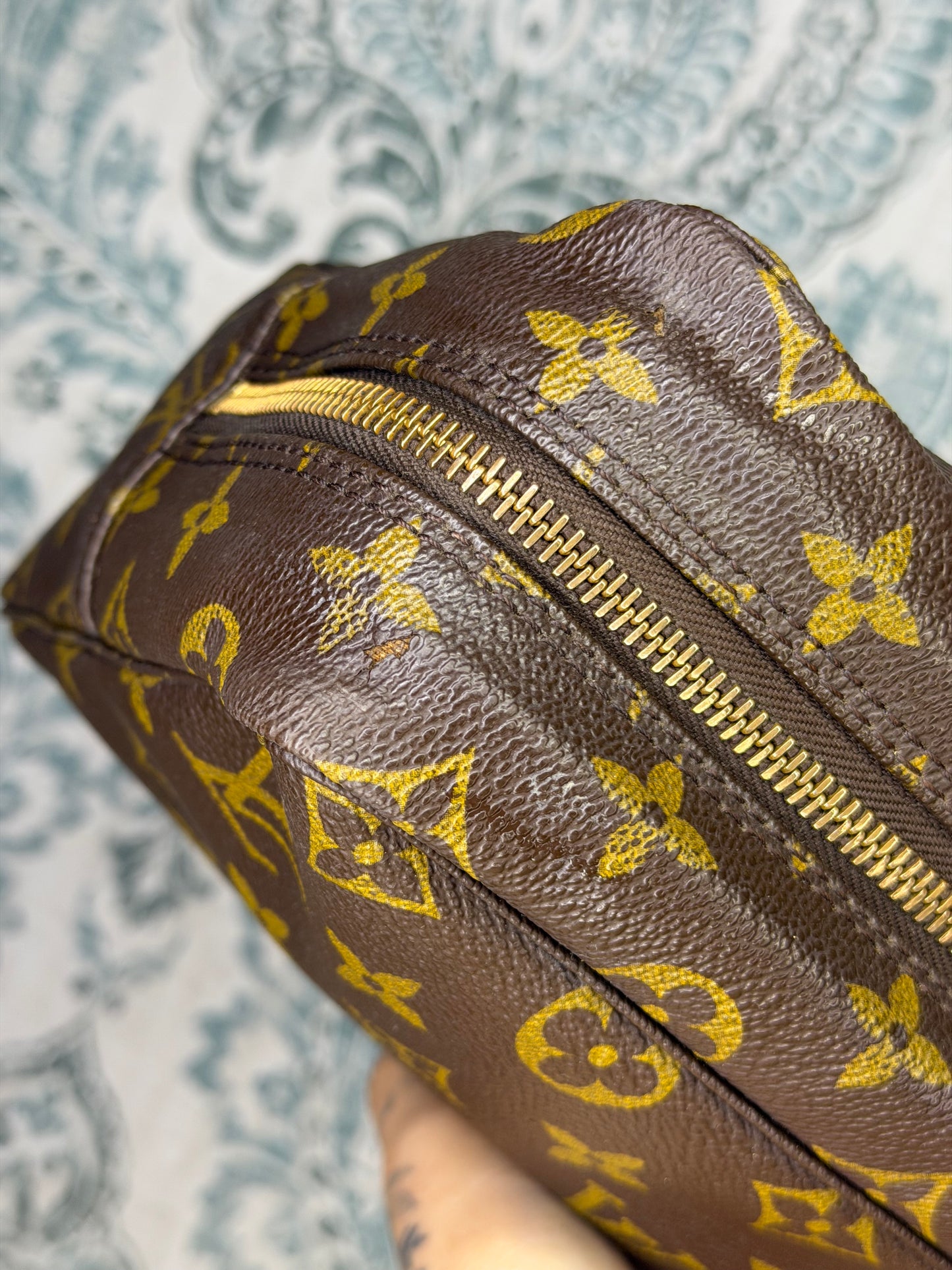 Louis Vuitton Trousse 28