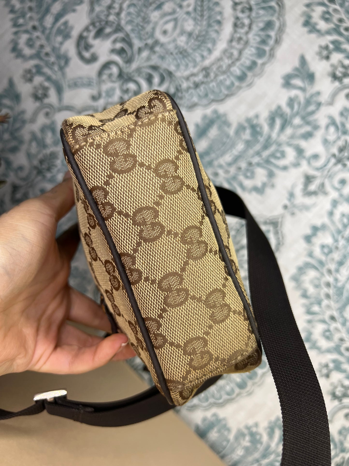 Gucci Mini Mesesenger Bag Crossbody