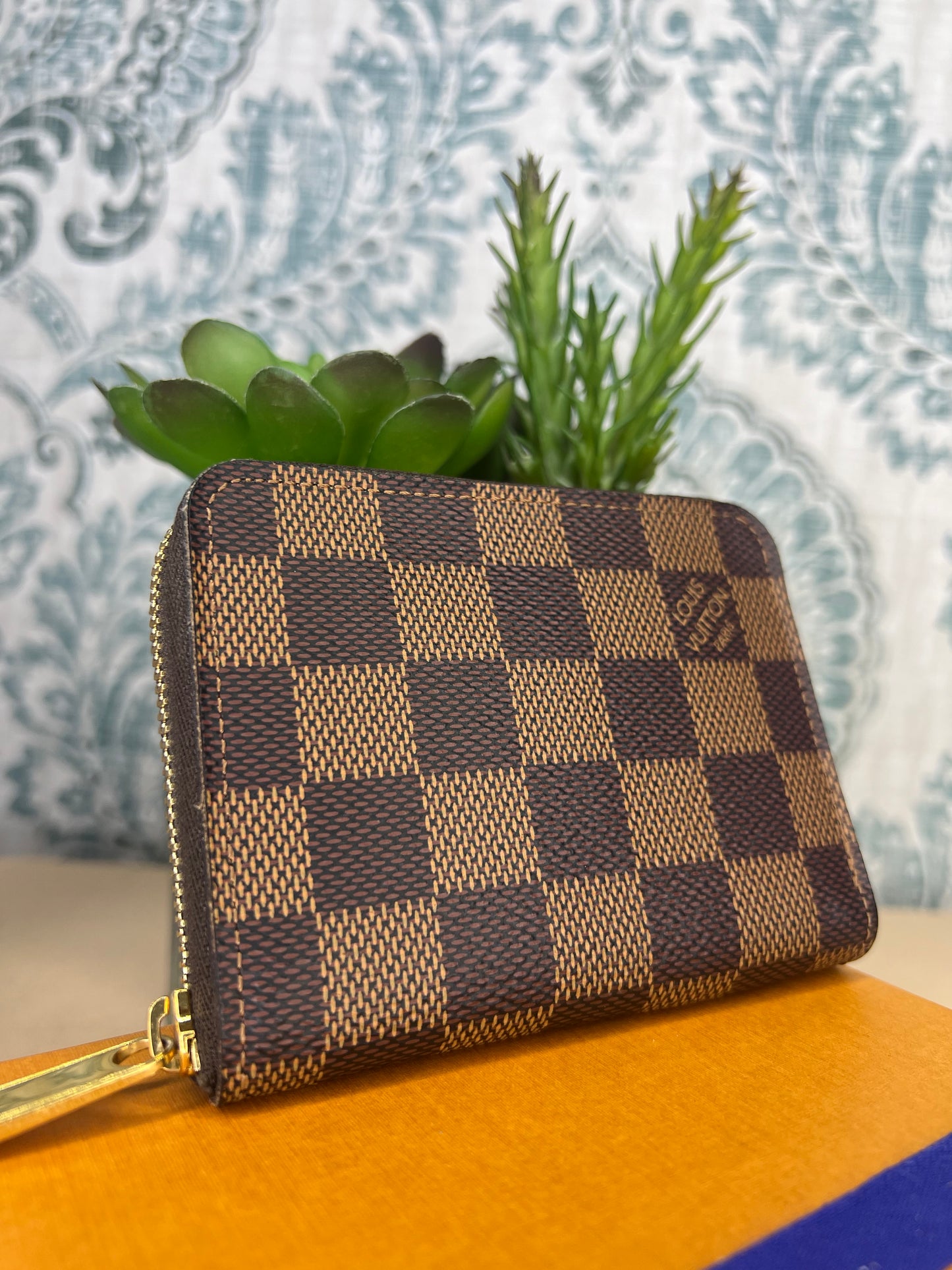 Louis Vuitton Rose Ballerine Zippy Compact Wallet