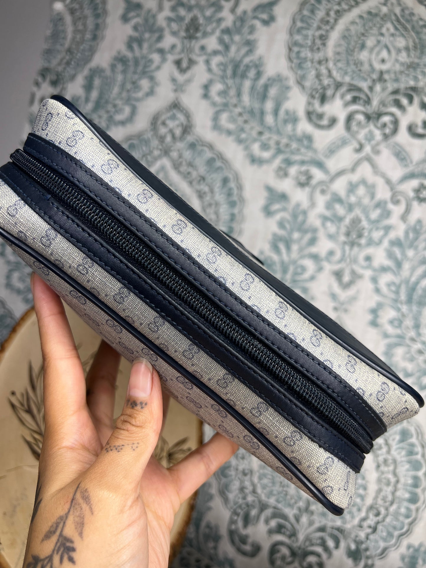 Micro Gucci Navy Vintage Clutch