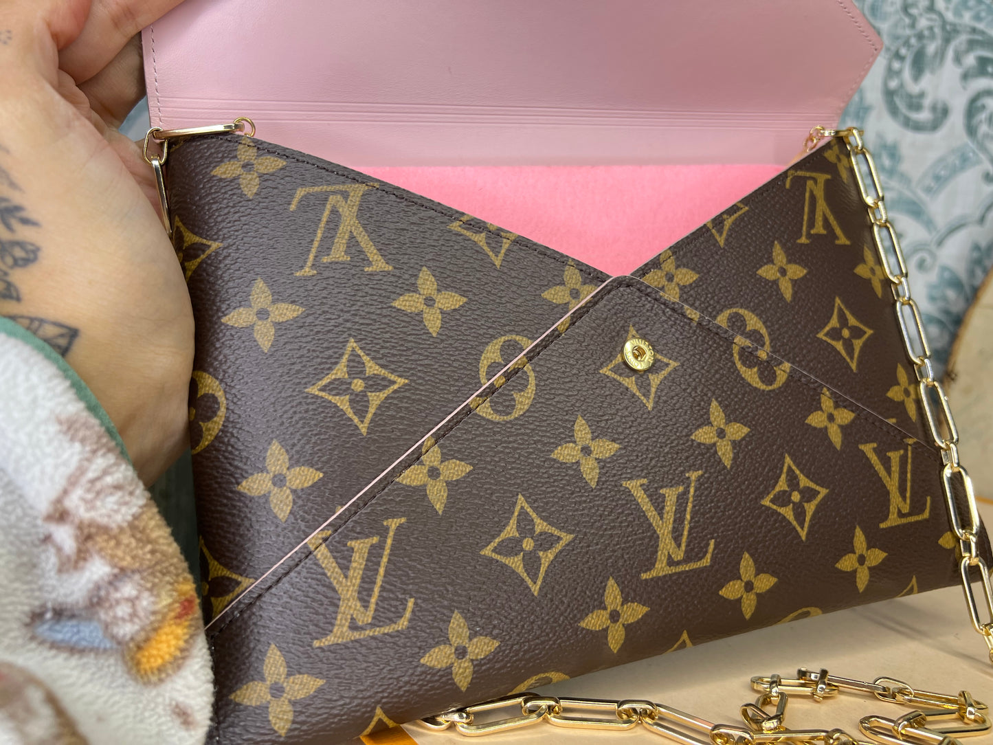Louis Vuitton Large Kirigami Pochette