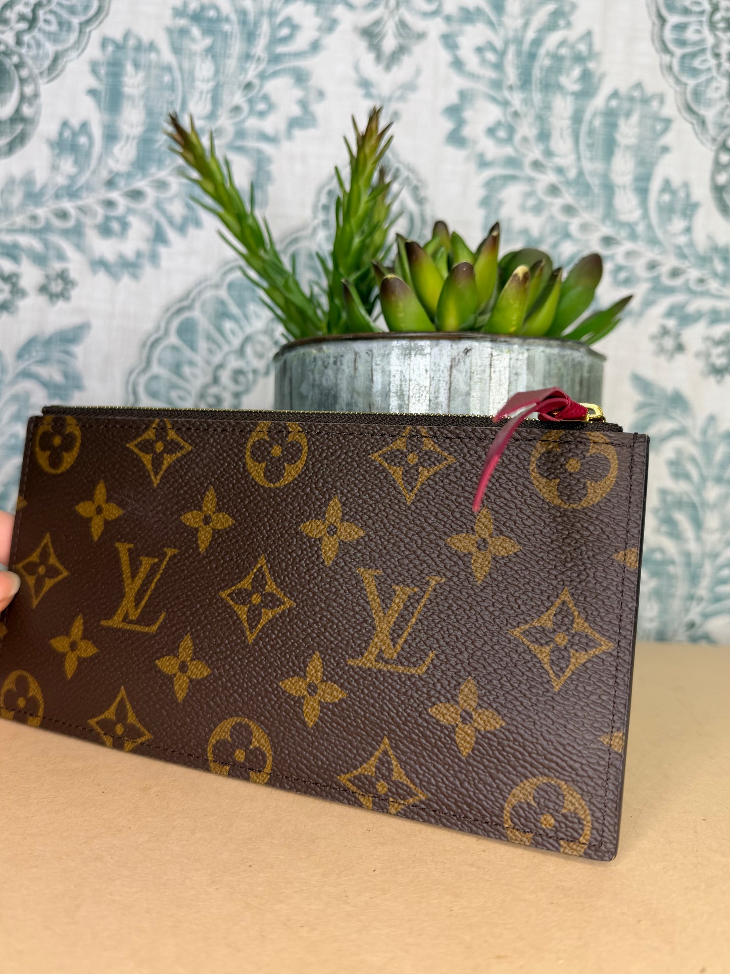 Louis Vuitton Felicie Zip Insert Fuschia