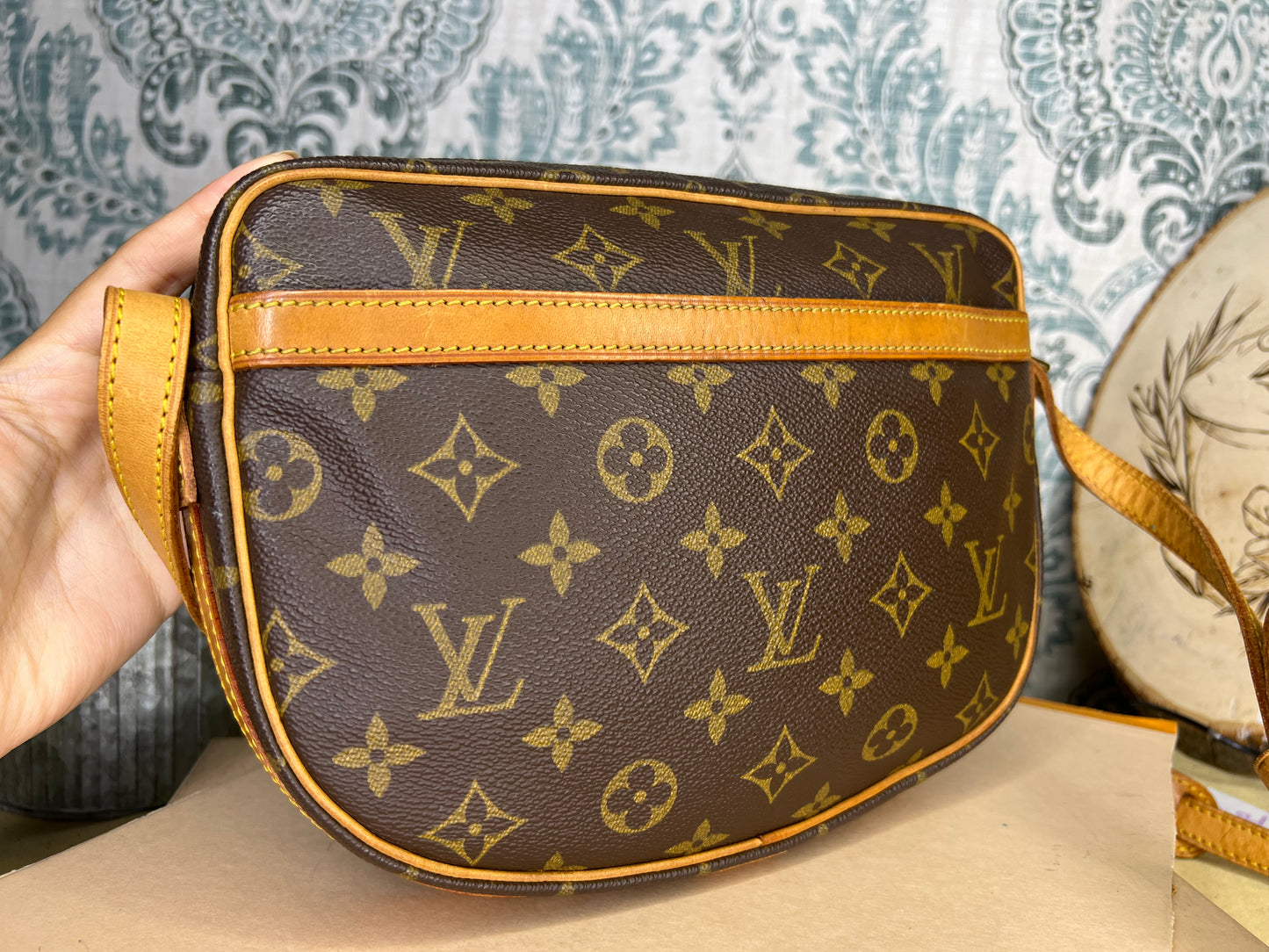Louis Vuitton Jeune Fille MM