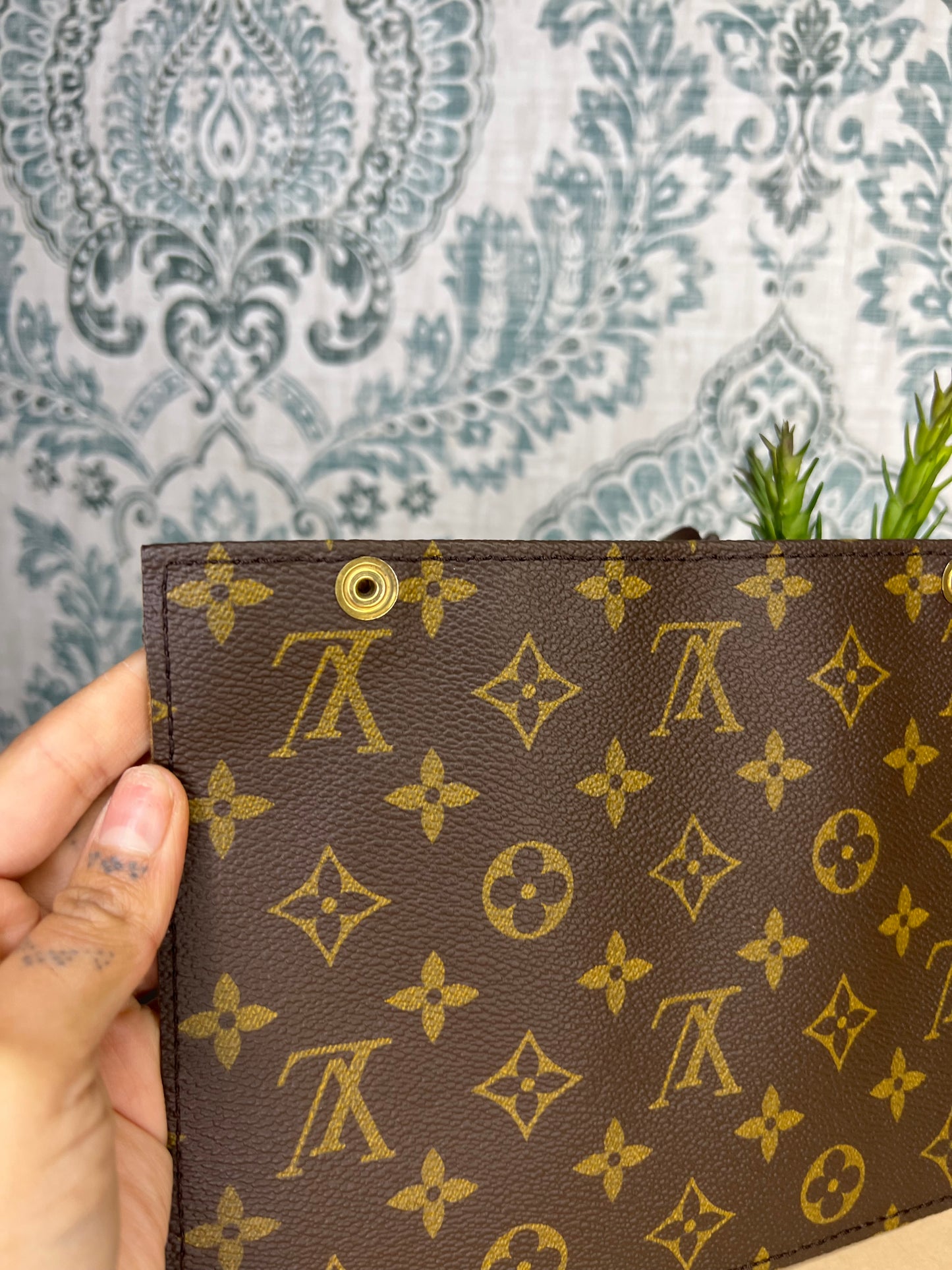Louis Vuitton Randonnee Pouch H8