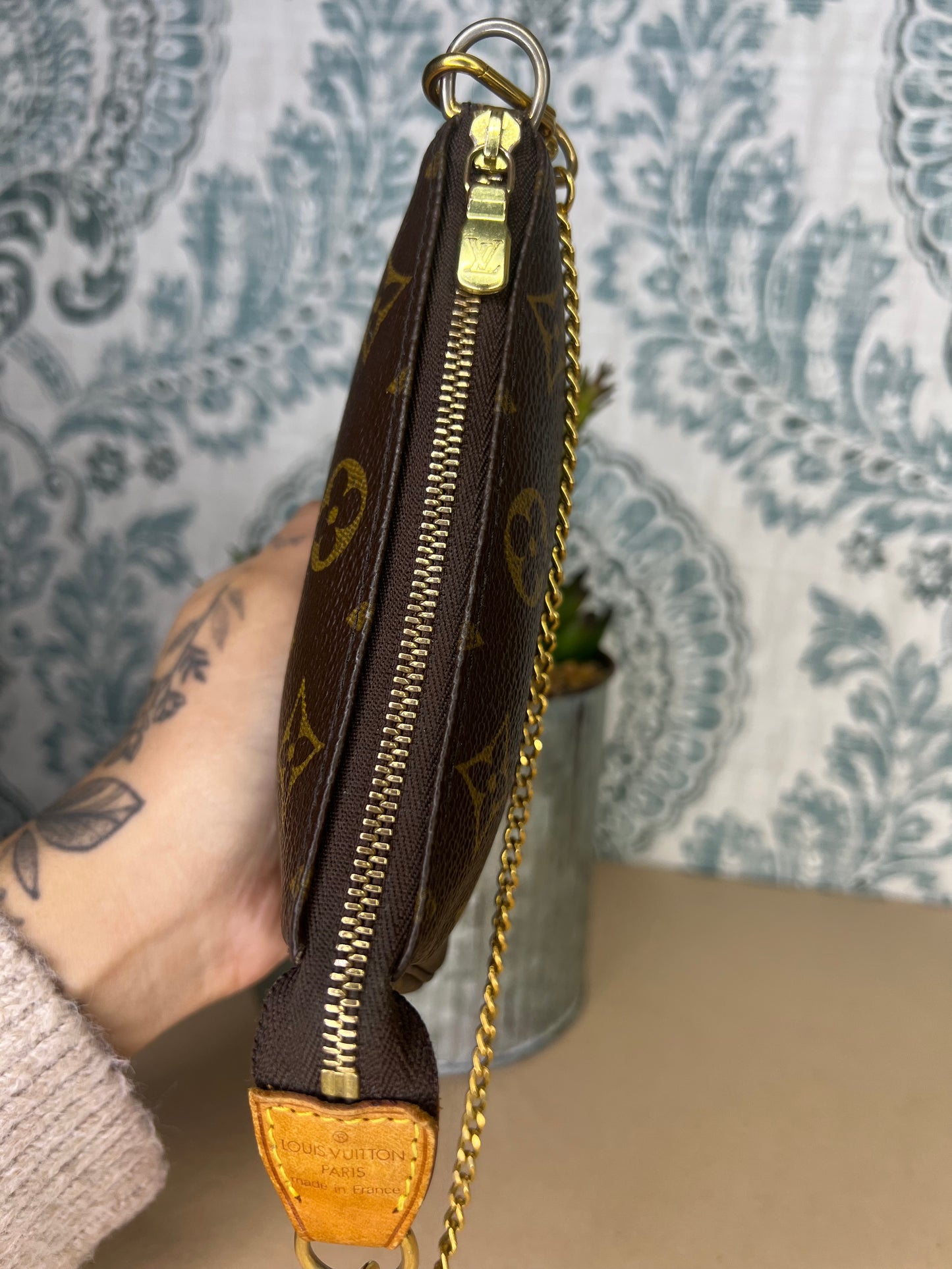 Louis Vuitton Mini Pochette