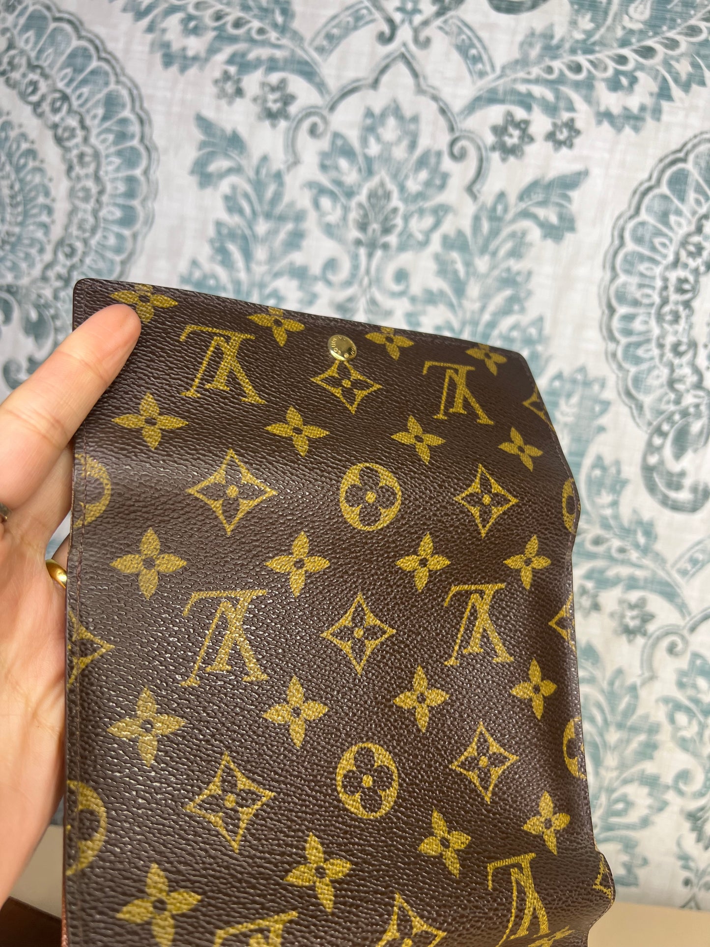 Louis Vuitton Monogram Passport Trifold Wallet #6