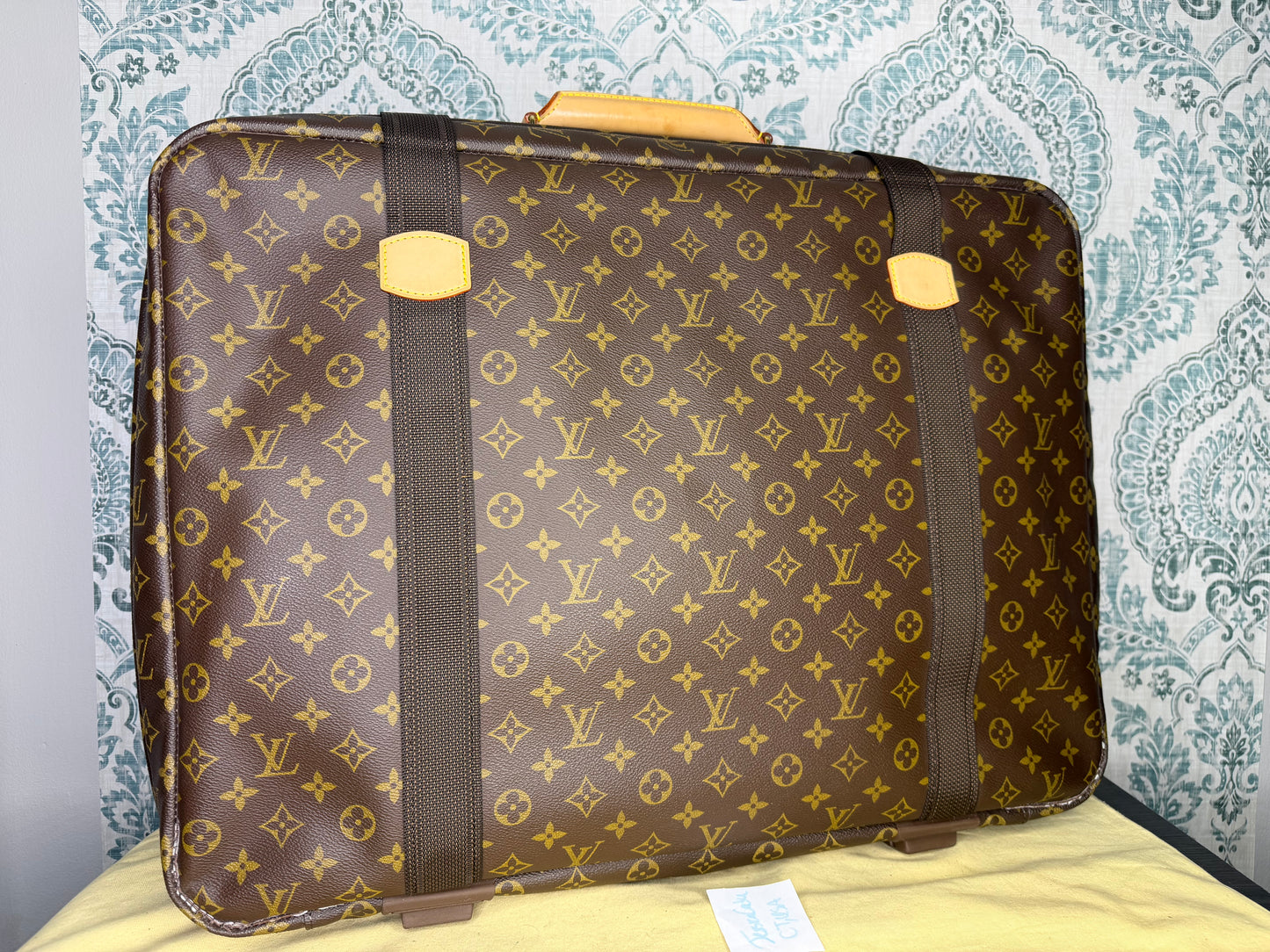 Louis Vuitton Satellite 60 Suit Case