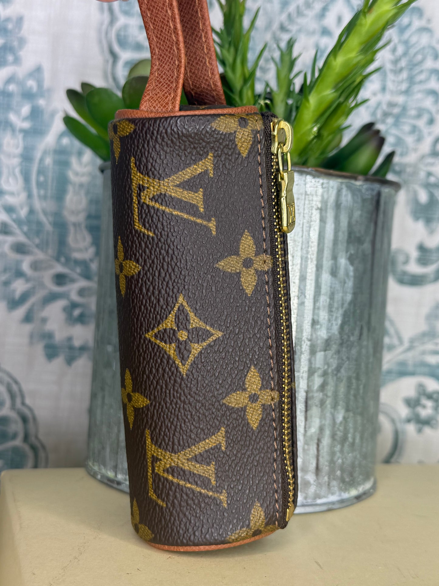 Louis Vuitton Etui 3 Balles De Golf Ball Pouch