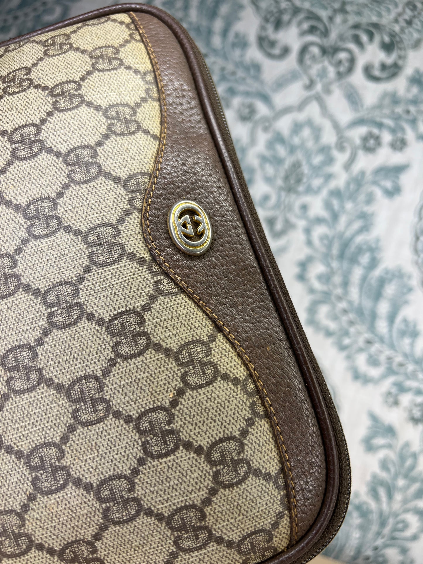 Gucci Supreme Vintage Purse