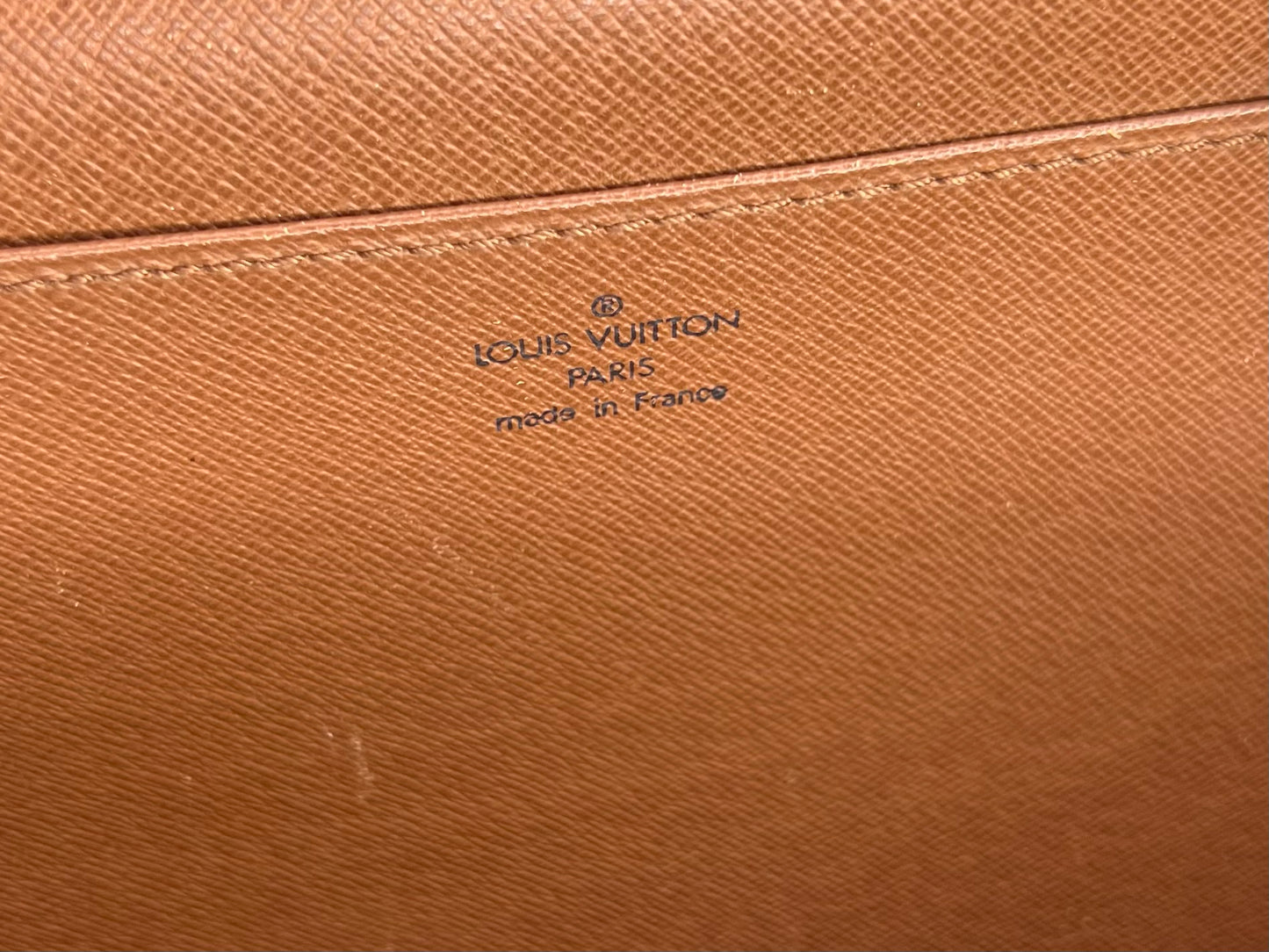 Louis Vuitton Serviette Conseiller Briefcase
