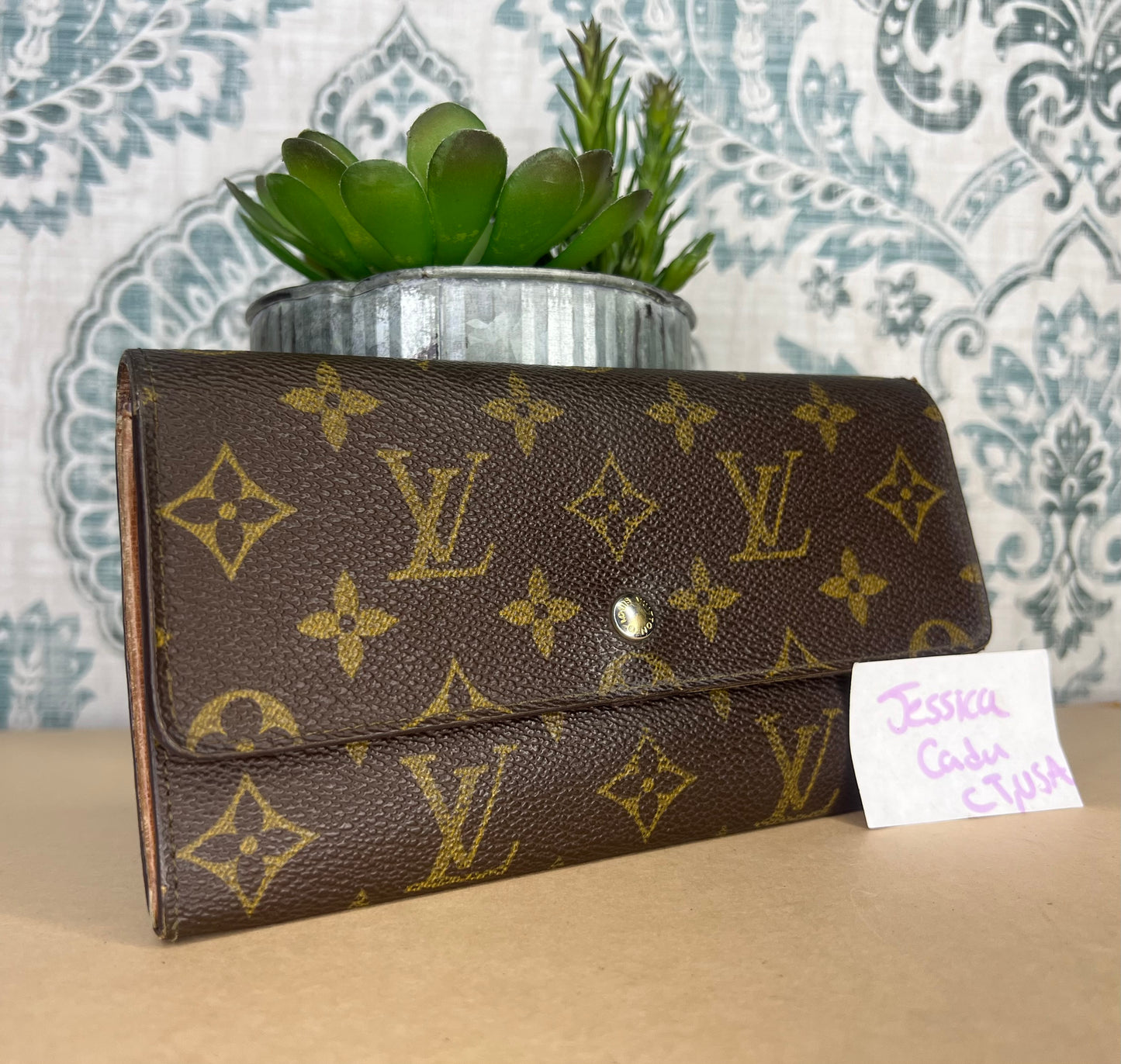 Louis Vuitton Monogram Sarah Wallet